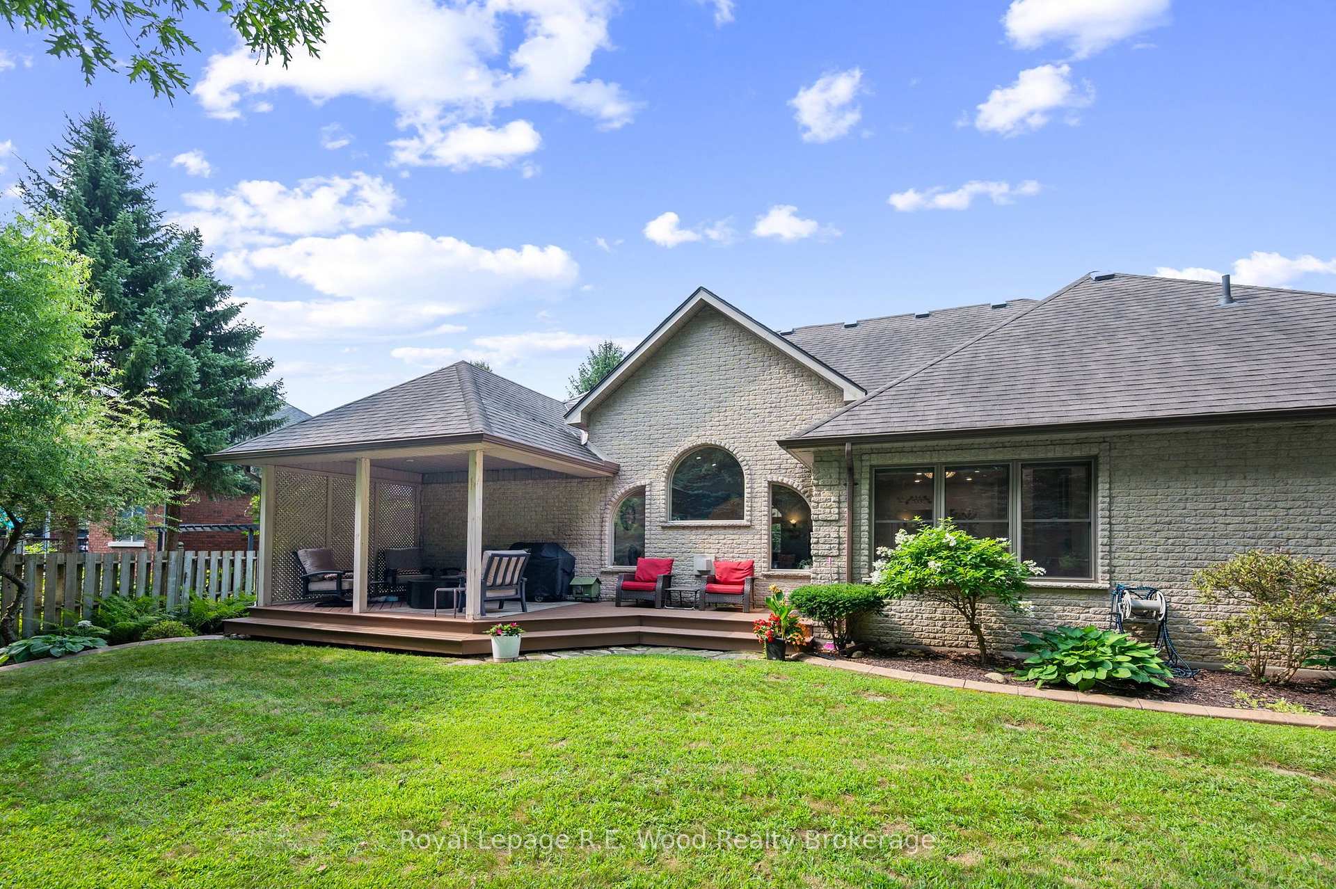 Photo 45 of 2 Whispering Pine Lane, Tillsonburg — HOMEH