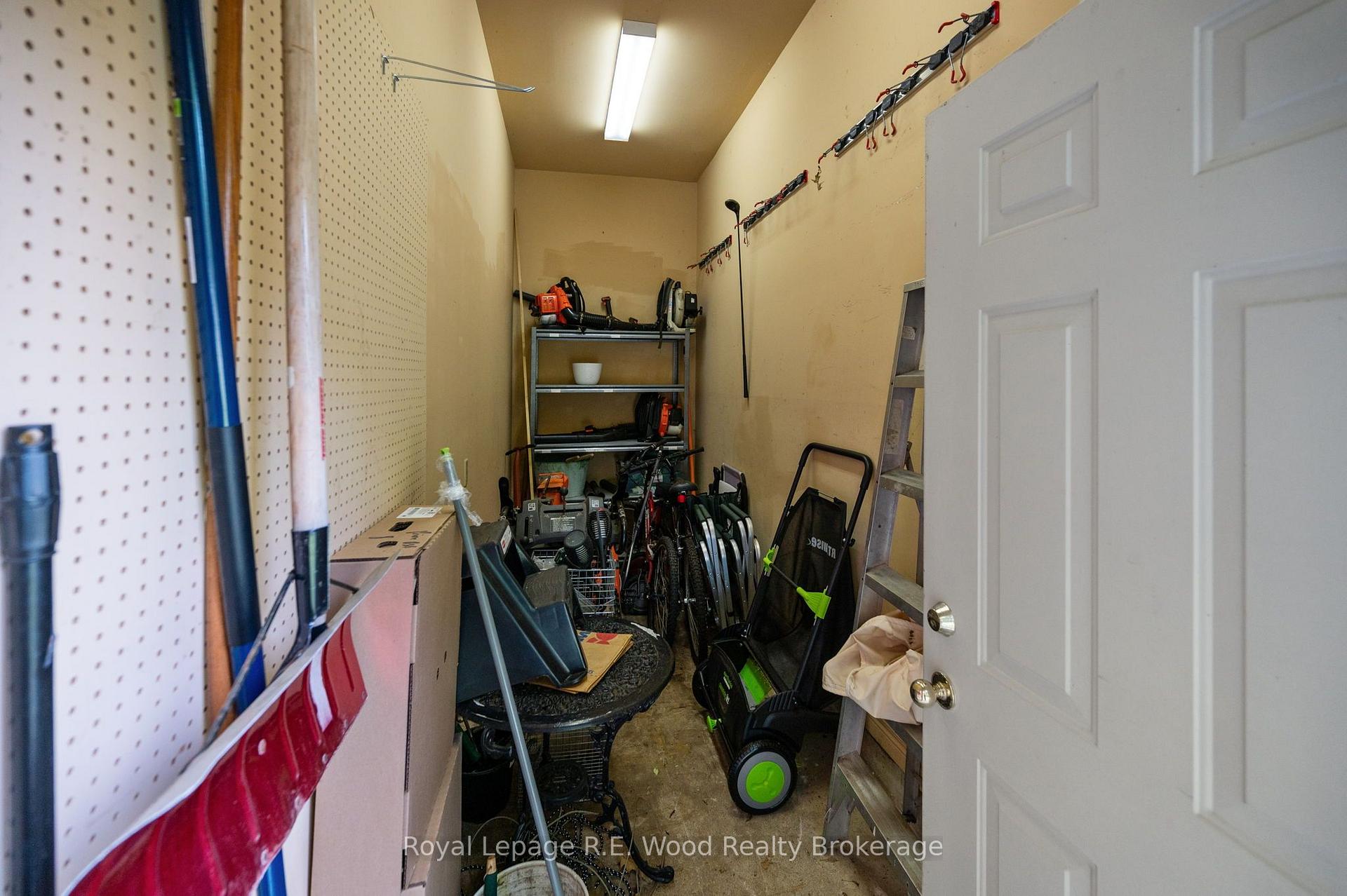 Photo 46 of 2 Whispering Pine Lane, Tillsonburg — HOMEH