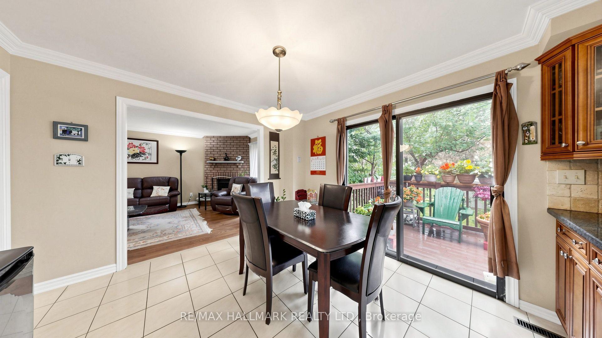 Photo 9 of 28 Delancey Crescent, Markham, Markville — HOMEH
