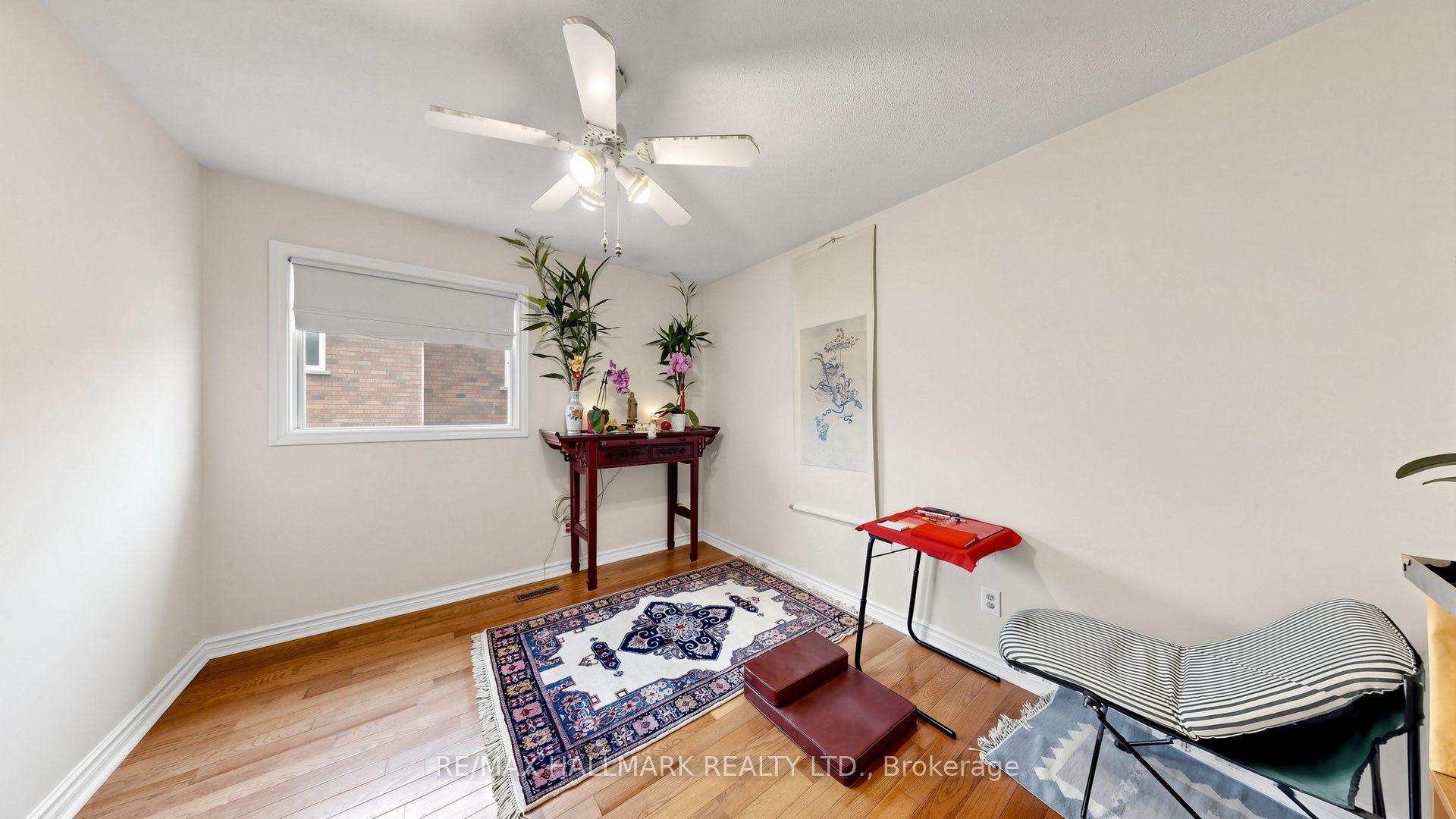 Photo 20 of 28 Delancey Crescent, Markham, Markville — HOMEH