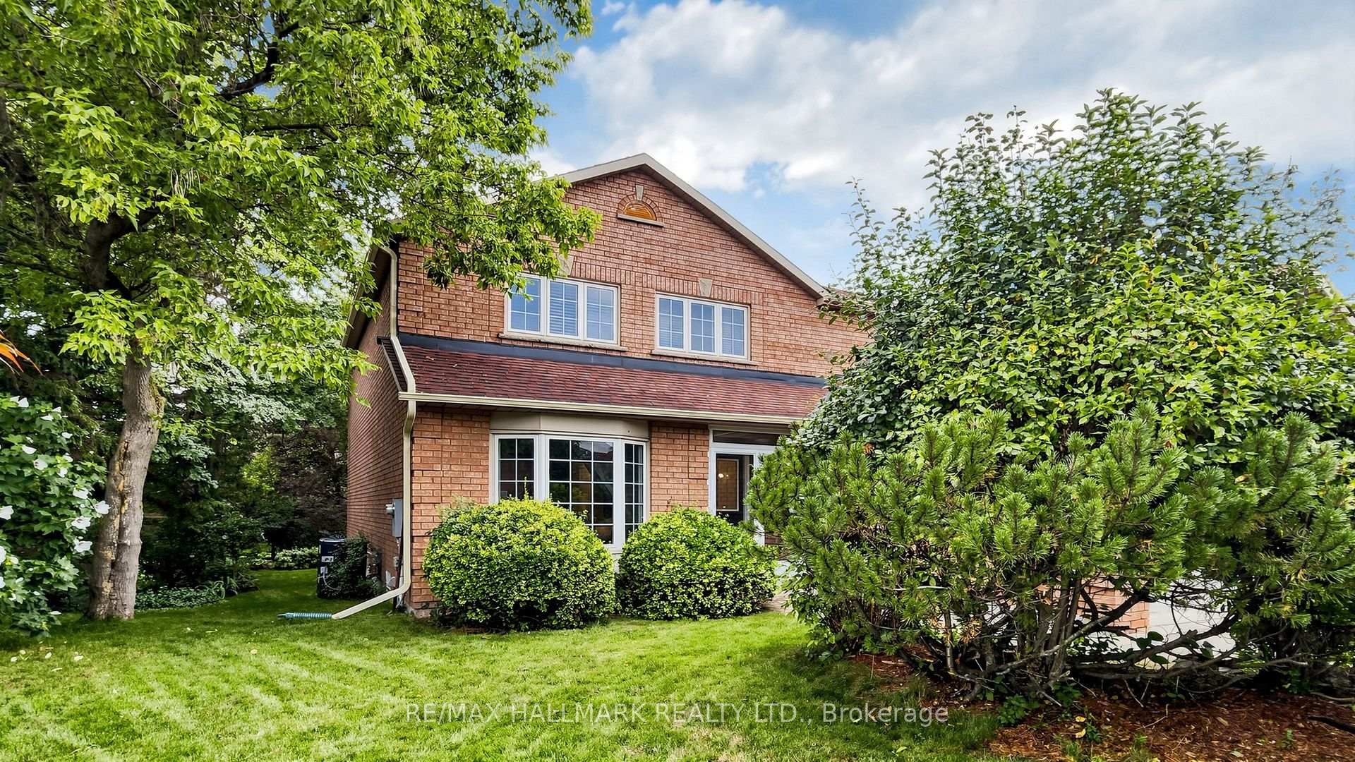 Photo 35 of 28 Delancey Crescent, Markham, Markville — HOMEH