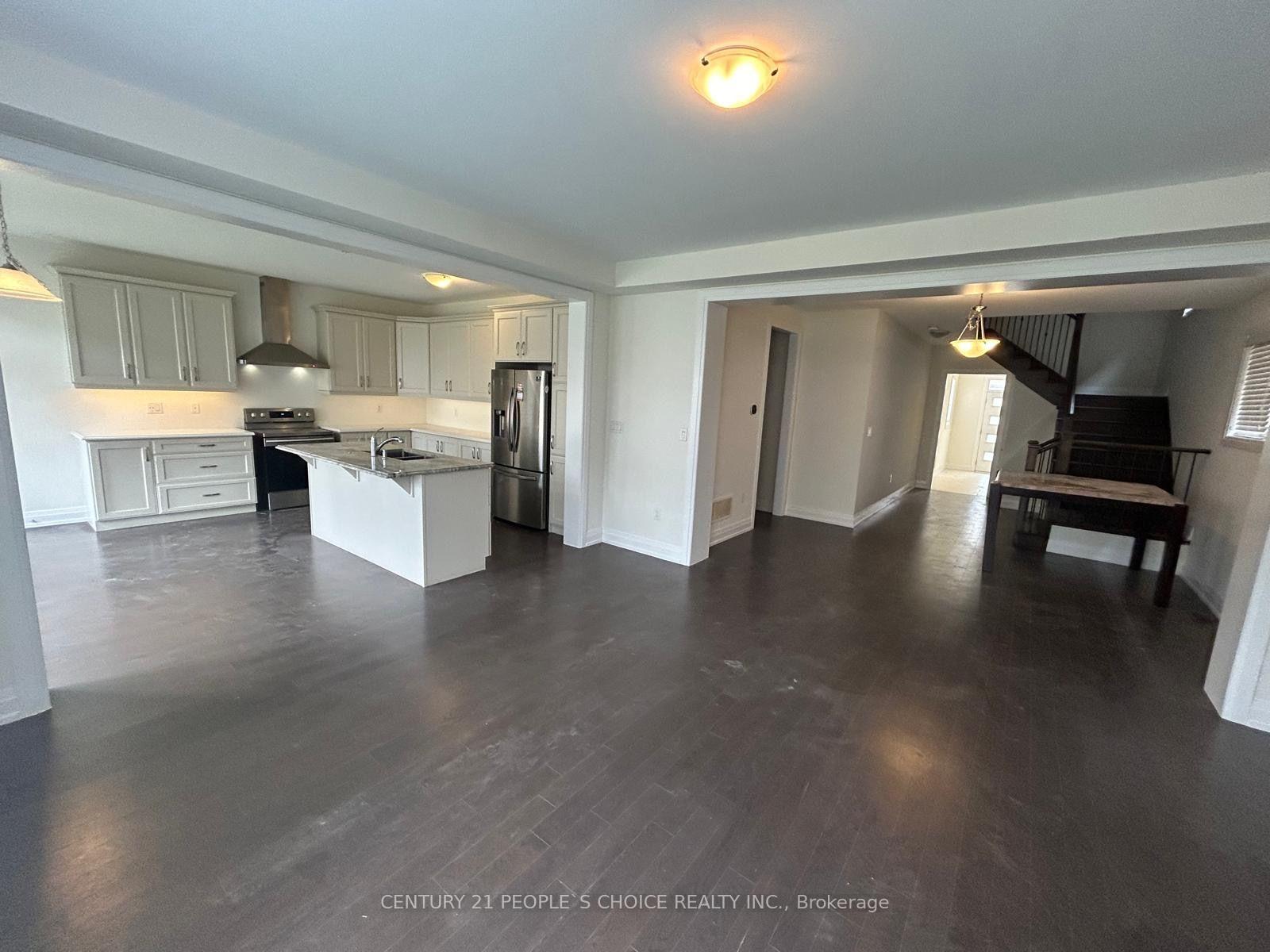 Photo 4 of 66 Circus Crescent, Brampton, Northwest Brampton — HOMEH