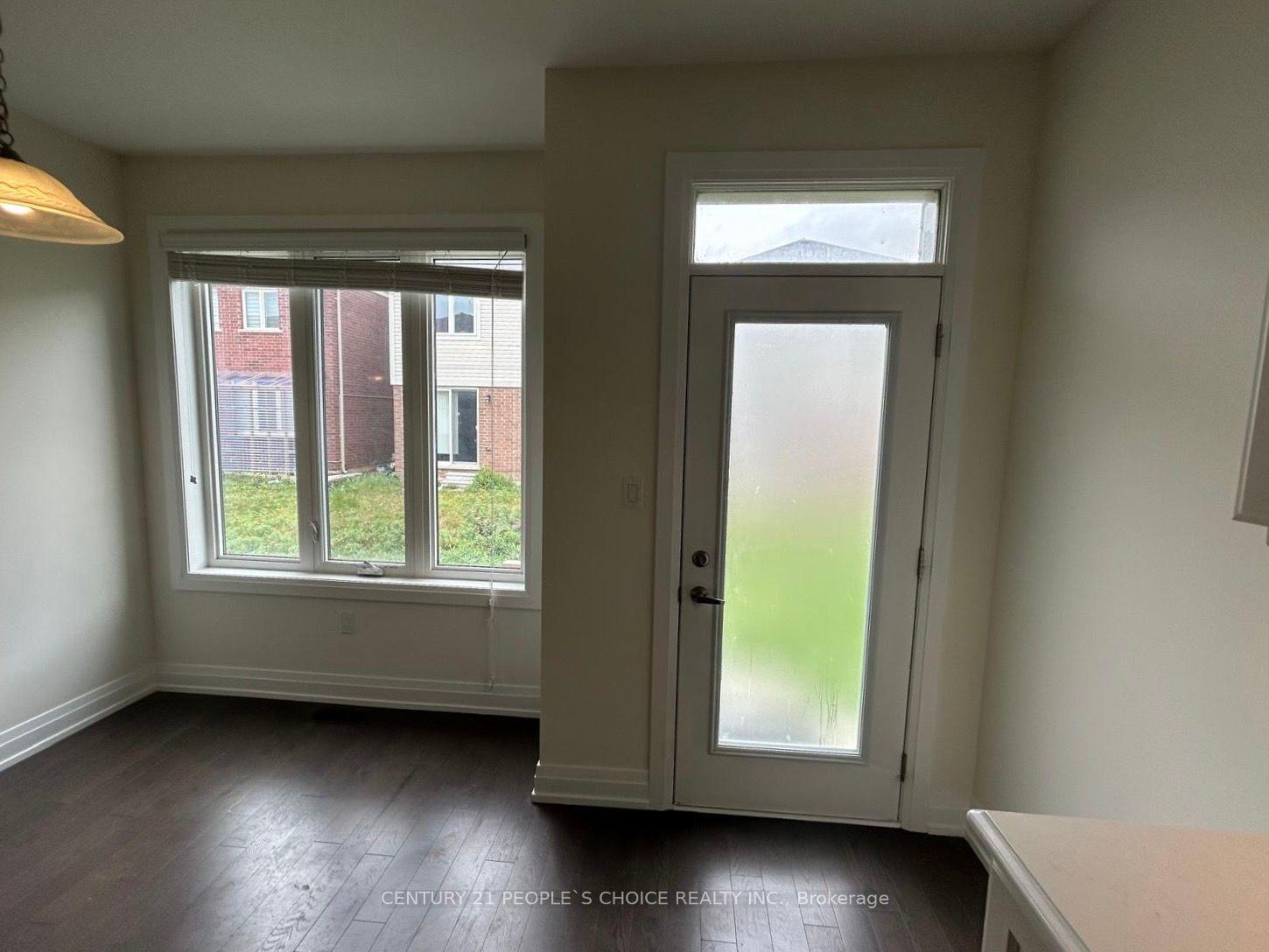Photo 5 of 66 Circus Crescent, Brampton, Northwest Brampton — HOMEH
