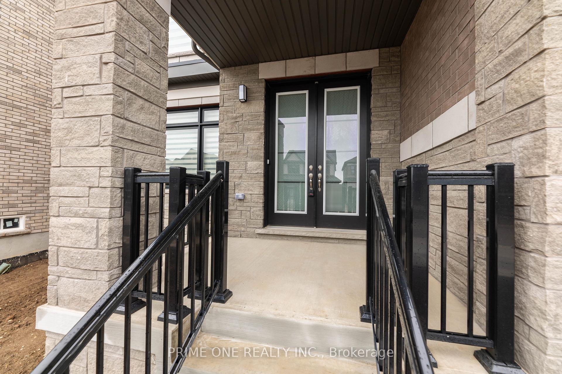 Photo 2 of 136 Blacklock Street, Cambridge, Westview — HOMEH