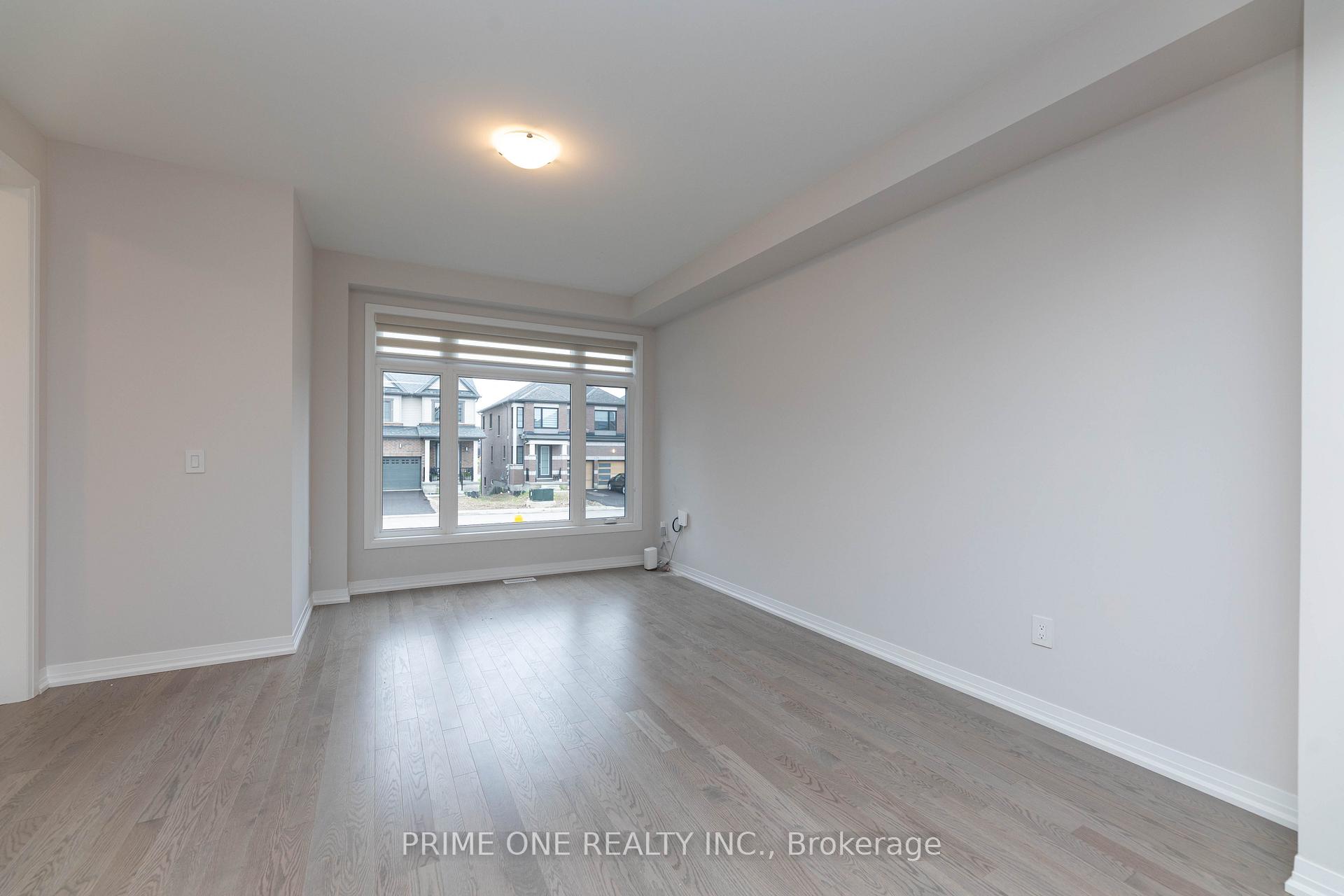 Photo 7 of 136 Blacklock Street, Cambridge, Westview — HOMEH
