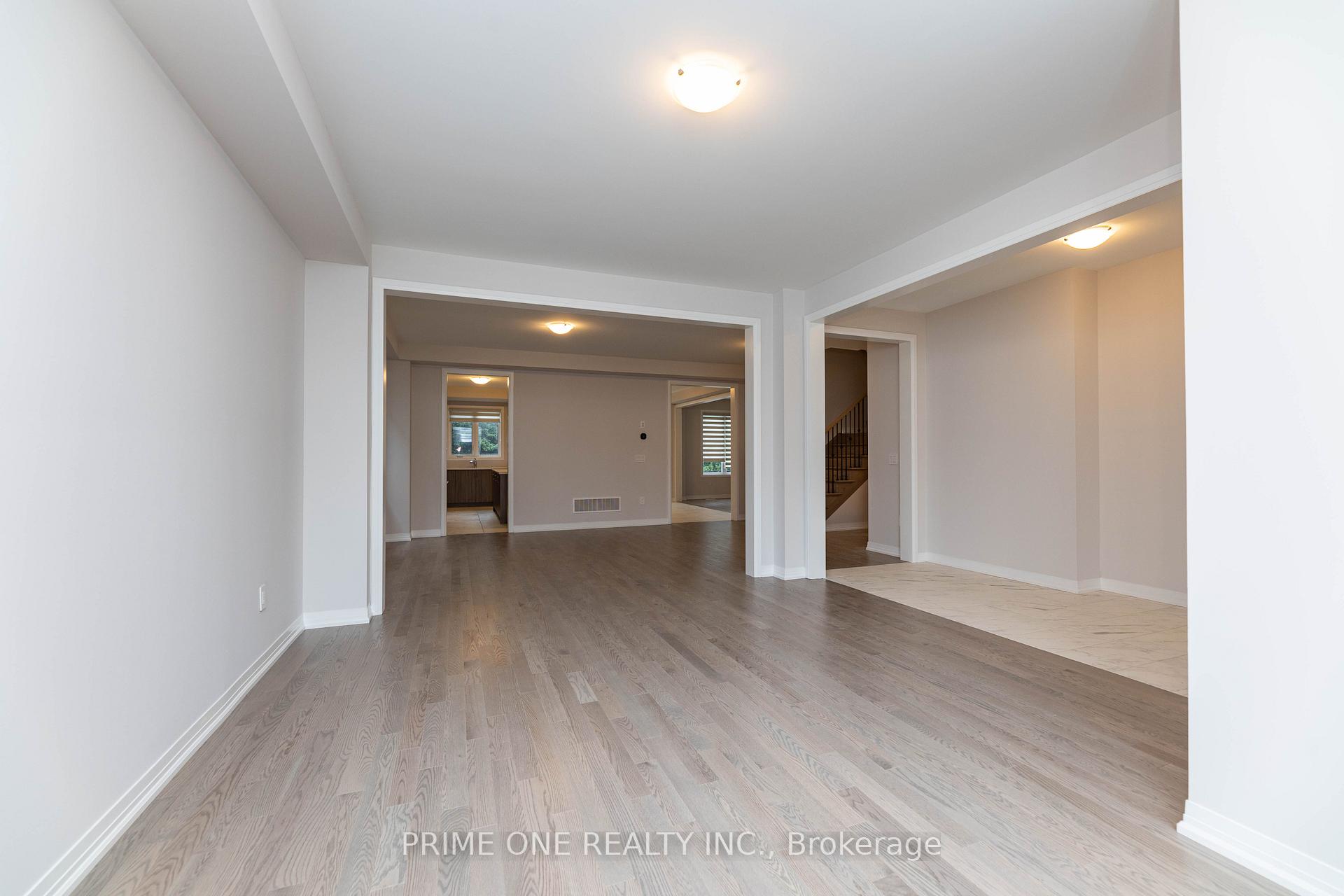 Photo 8 of 136 Blacklock Street, Cambridge, Westview — HOMEH