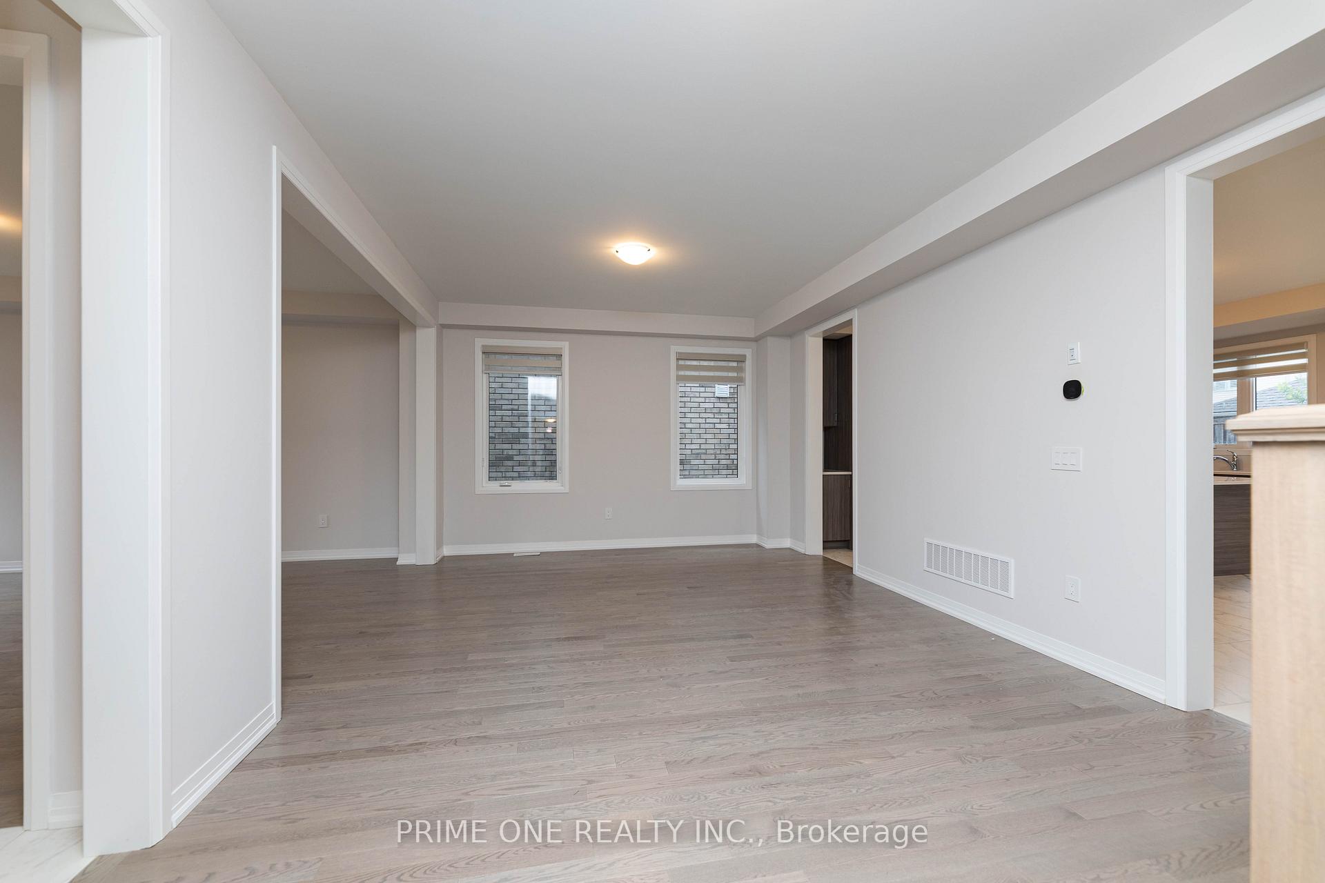 Photo 10 of 136 Blacklock Street, Cambridge, Westview — HOMEH