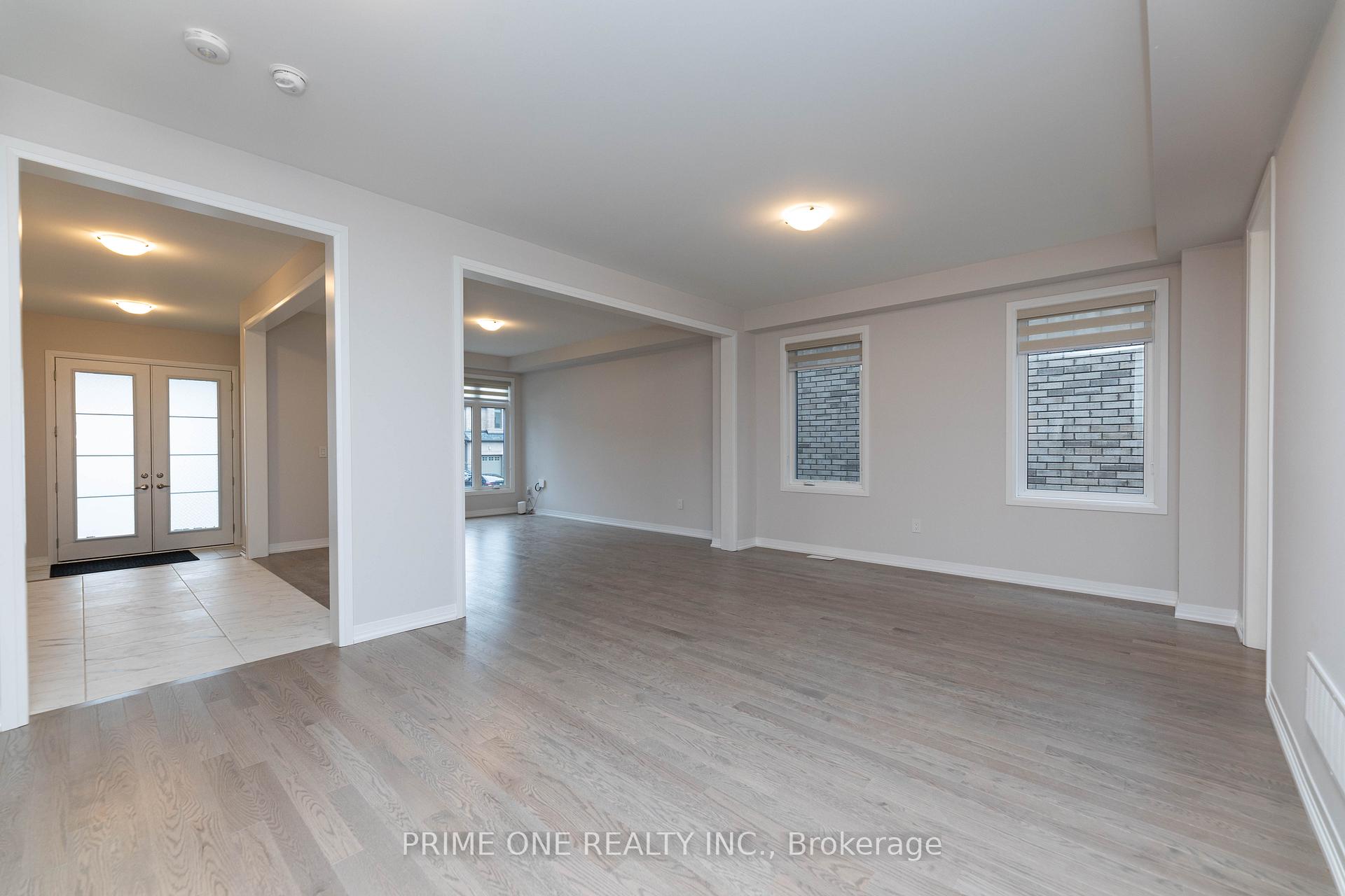 Photo 11 of 136 Blacklock Street, Cambridge, Westview — HOMEH