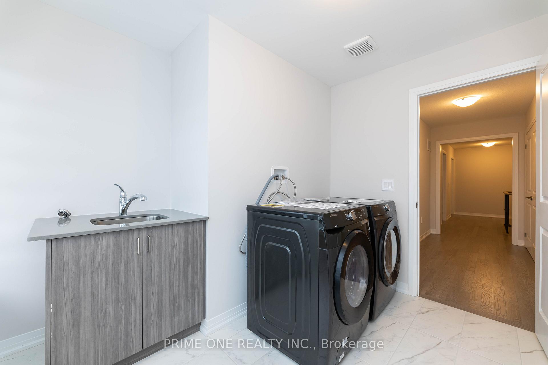 Photo 30 of 136 Blacklock Street, Cambridge, Westview — HOMEH
