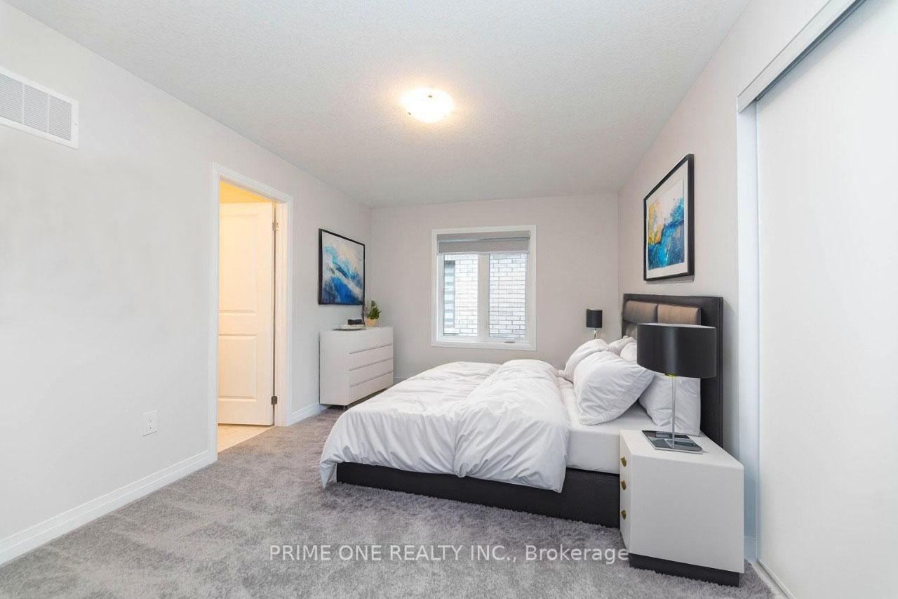 Photo 36 of 136 Blacklock Street, Cambridge, Westview — HOMEH