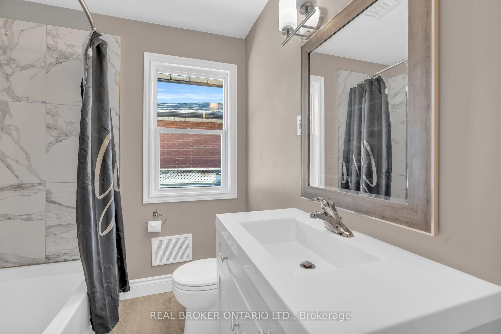 Photo 11 of Unit B, 301 Franklin Street, Kitchener, Stanley Park — HOMEH