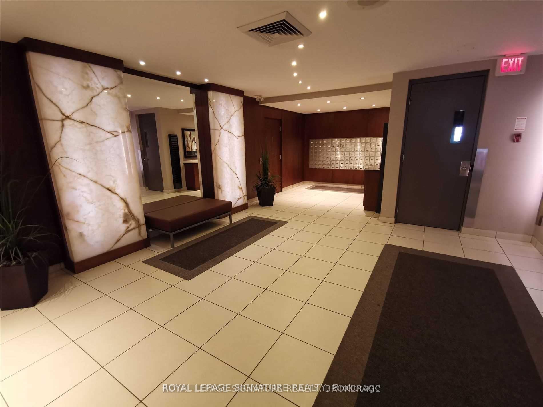 Photo 2 of Unit 1606, 720 Spadina Avenue, Toronto, University — HOMEH