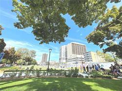 Photo 21 of Unit 1606, 720 Spadina Avenue, Toronto, University — HOMEH