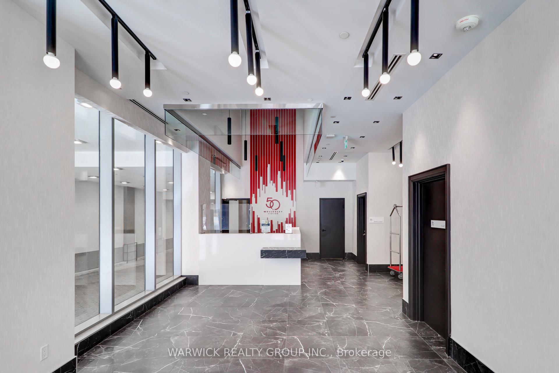 Photo 2 of Unit 3006, 50 Wellesley Street E, Toronto, Church-Yonge Corridor — HOMEH