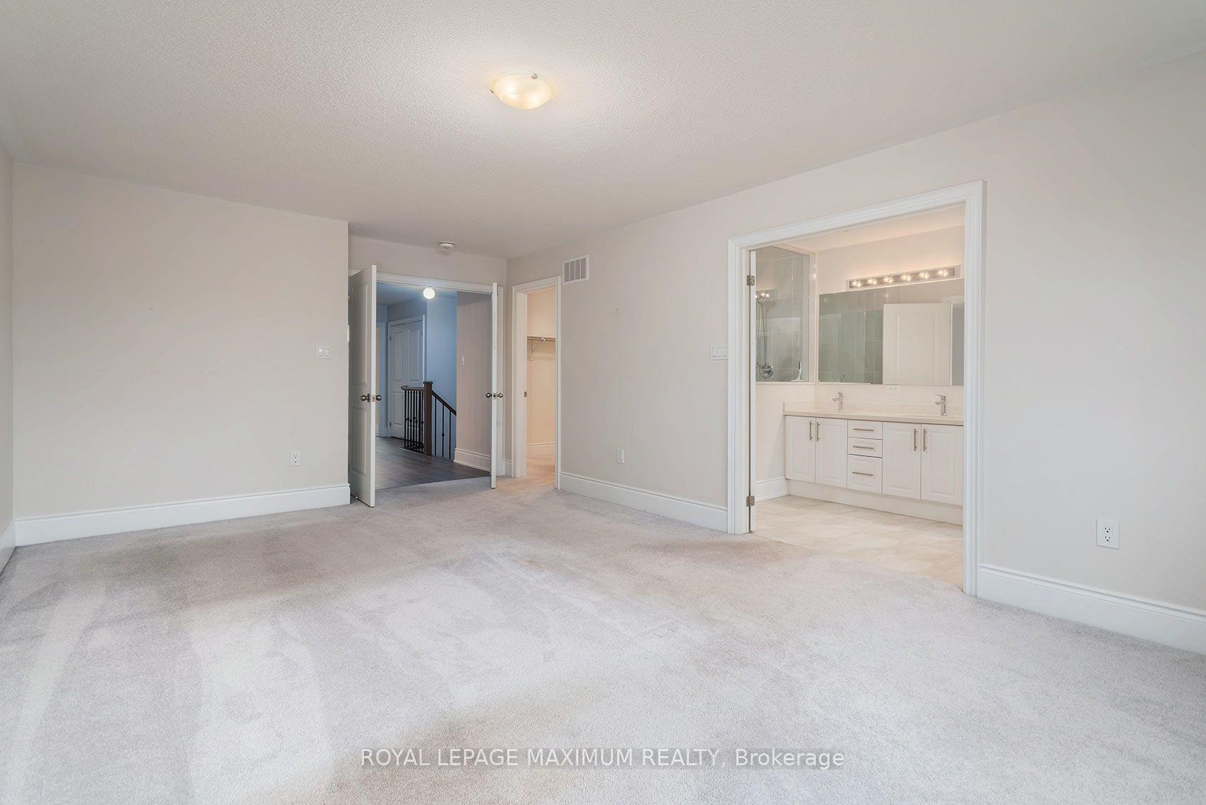 Photo 14 of 17 Brent Crescent, Clarington, Bowmanville — HOMEH