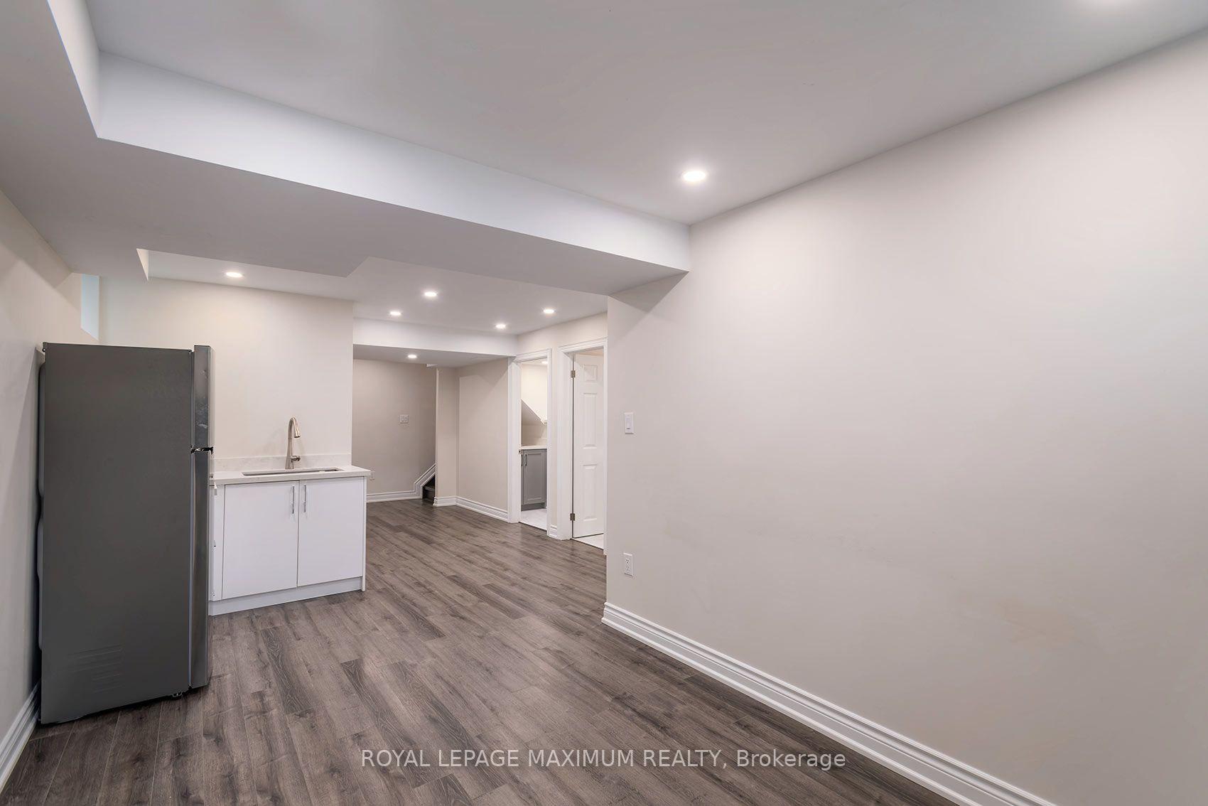 Photo 24 of 17 Brent Crescent, Clarington, Bowmanville — HOMEH