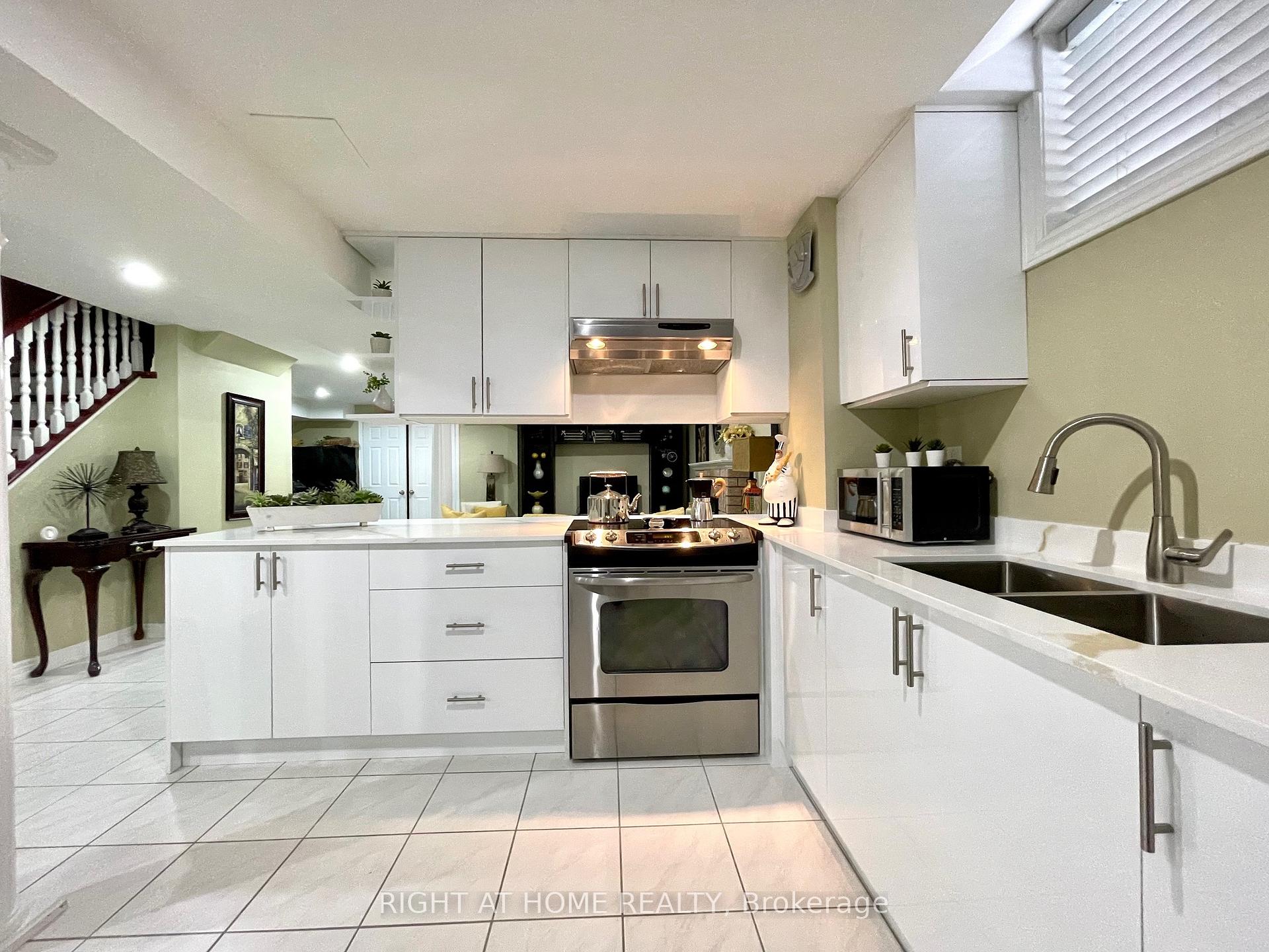 Photo 28 of 70 Bellona Street, Vaughan, West Woodbridge — HOMEH