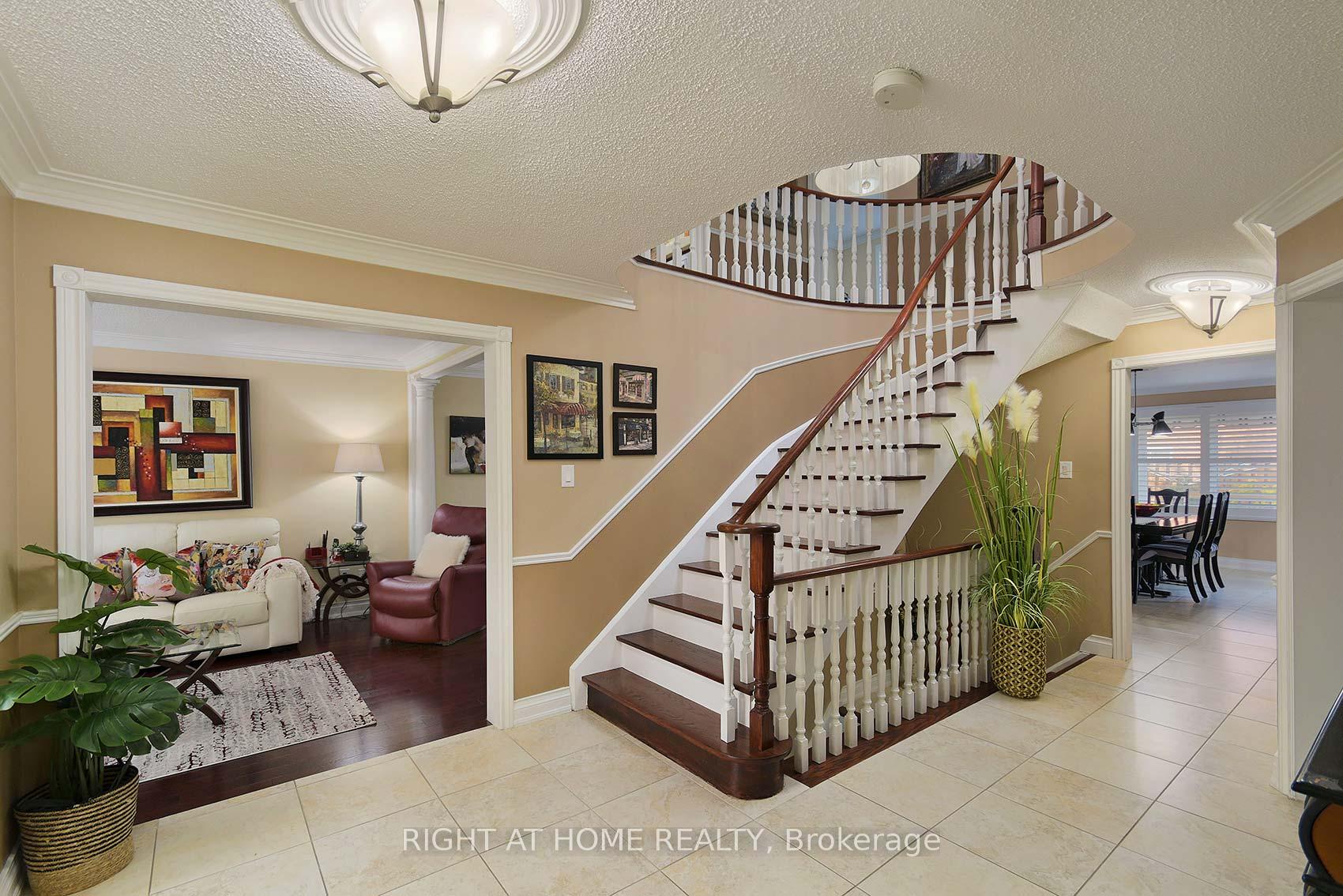Photo 49 of 70 Bellona Street, Vaughan, West Woodbridge — HOMEH