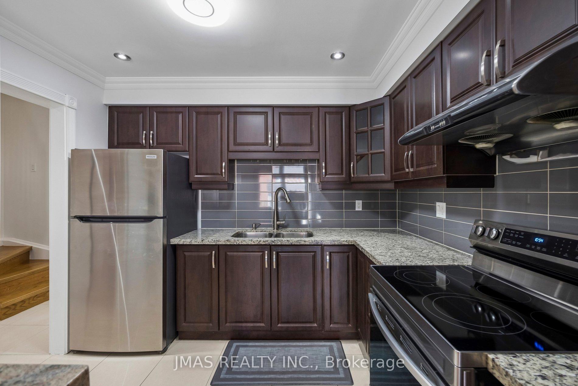Photo 16 of 44 Ingram Road, Markham, Milliken Mills East — HOMEH