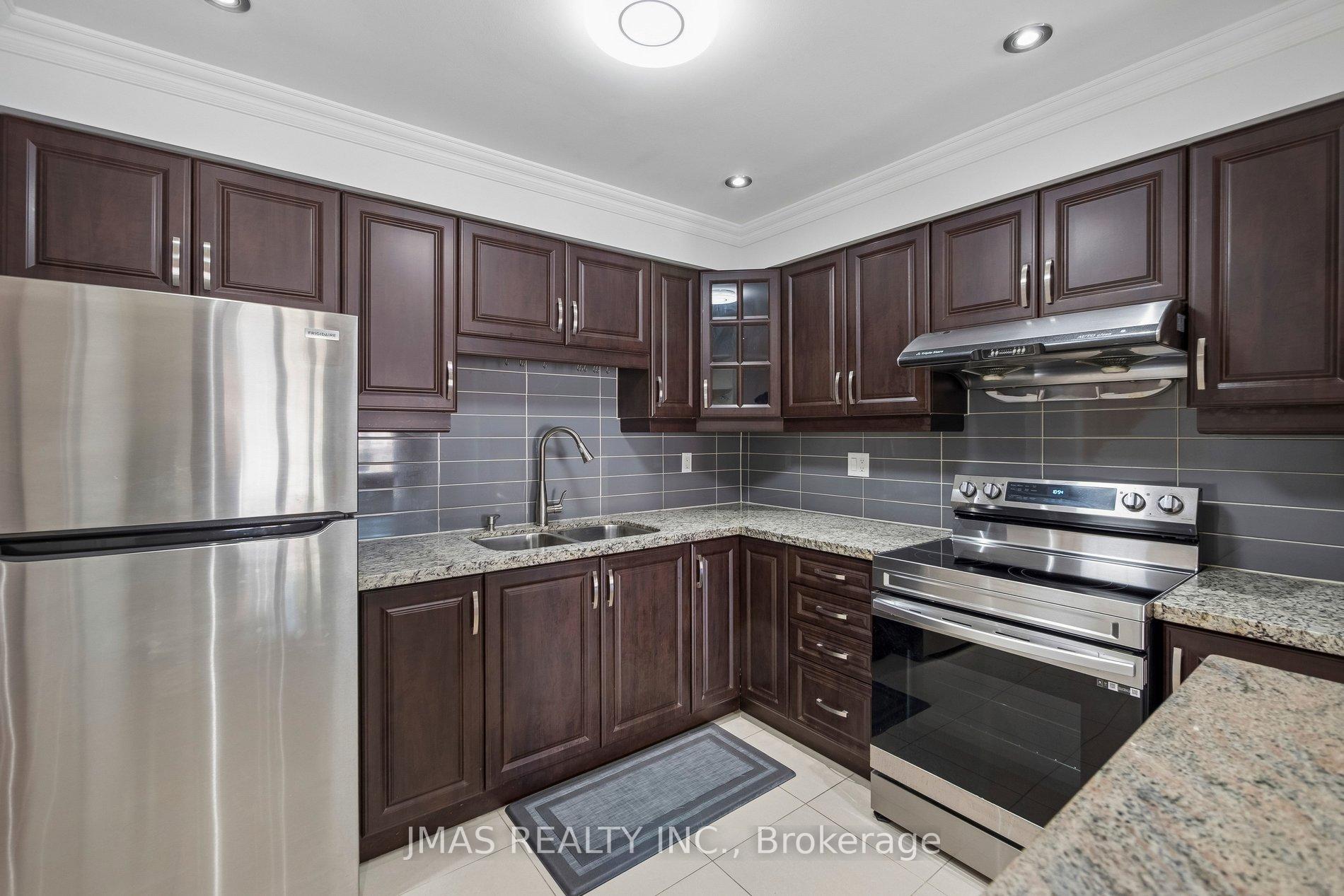 Photo 17 of 44 Ingram Road, Markham, Milliken Mills East — HOMEH