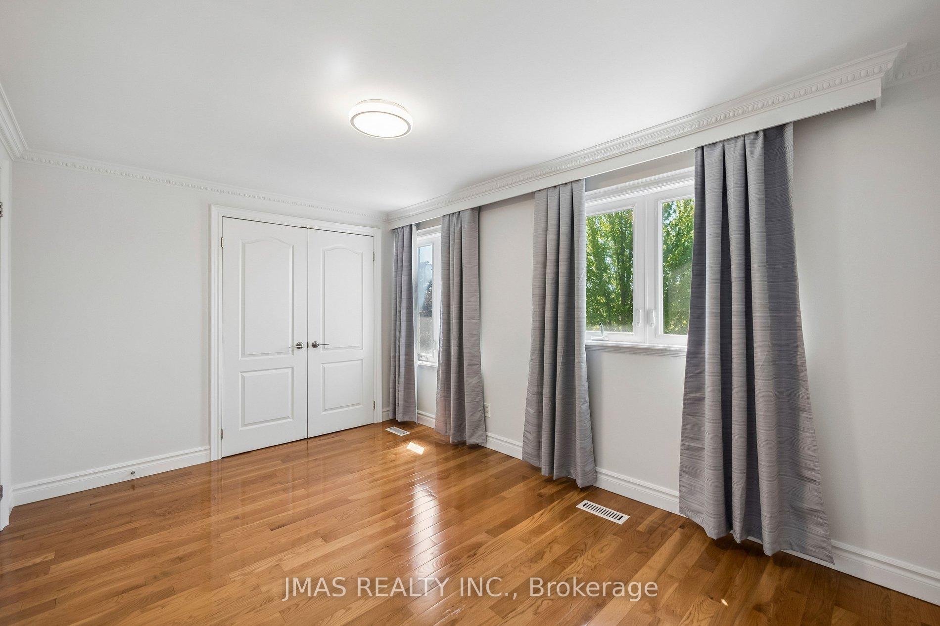 Photo 19 of 44 Ingram Road, Markham, Milliken Mills East — HOMEH