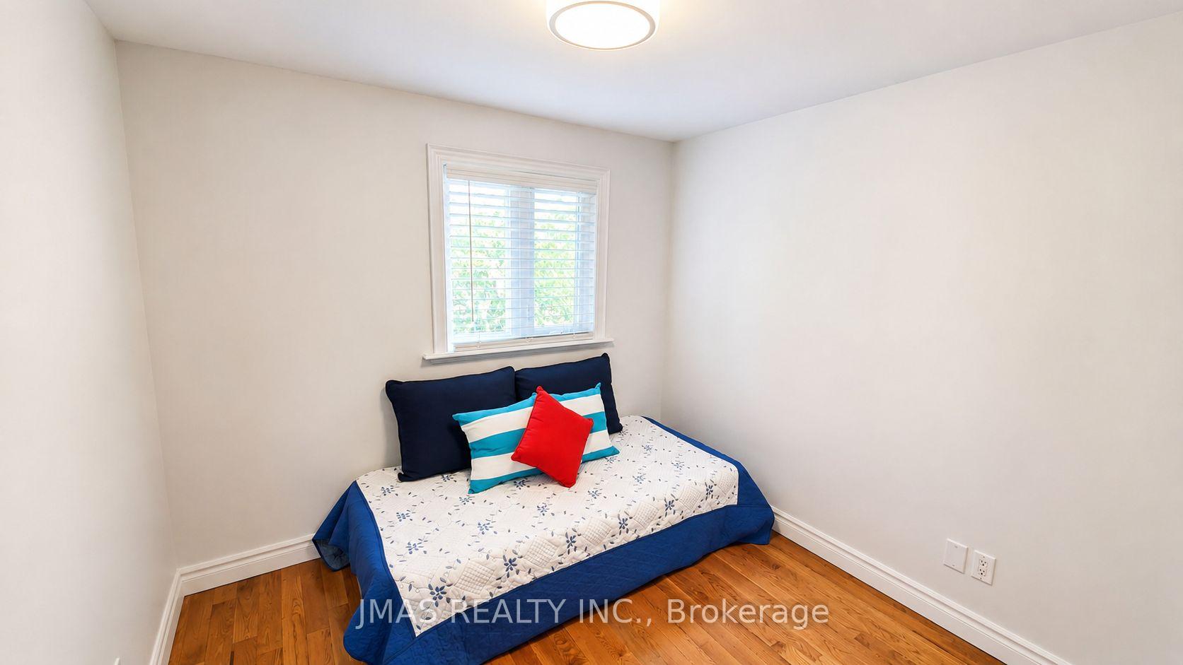Photo 25 of 44 Ingram Road, Markham, Milliken Mills East — HOMEH