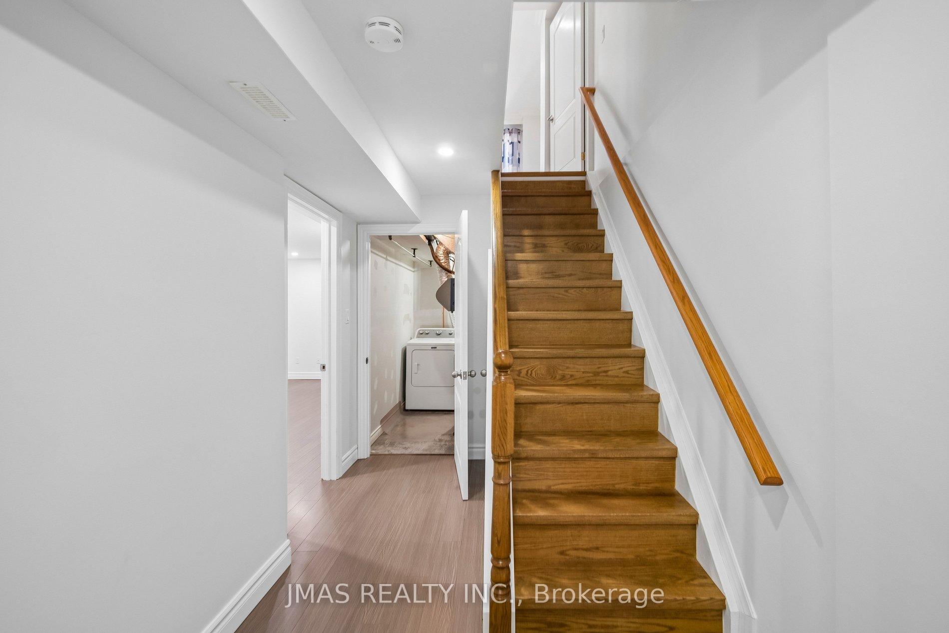 Photo 26 of 44 Ingram Road, Markham, Milliken Mills East — HOMEH
