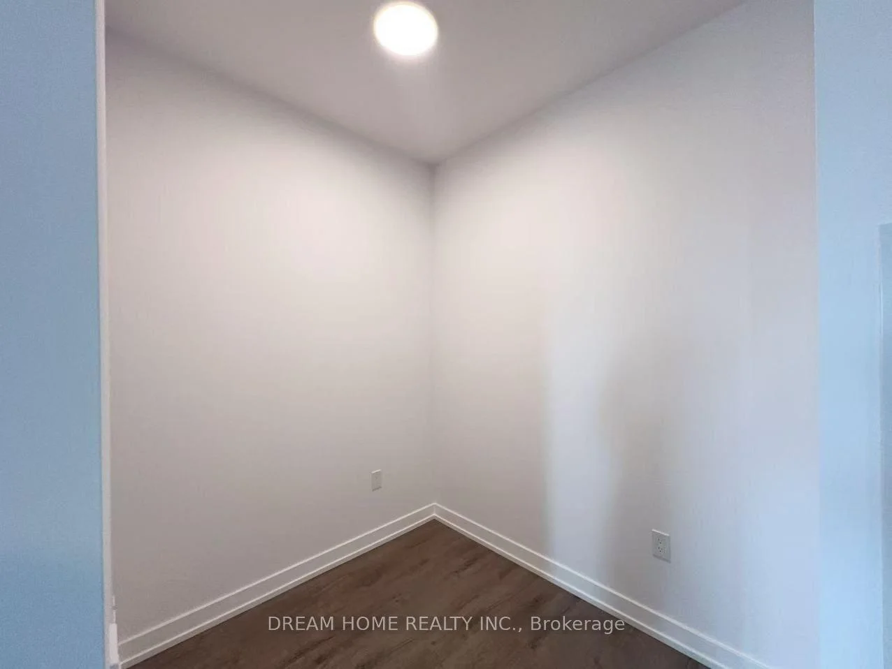 Photo 20 of 21 Meadowdale Road, Vaughan, Concord — HOMEH