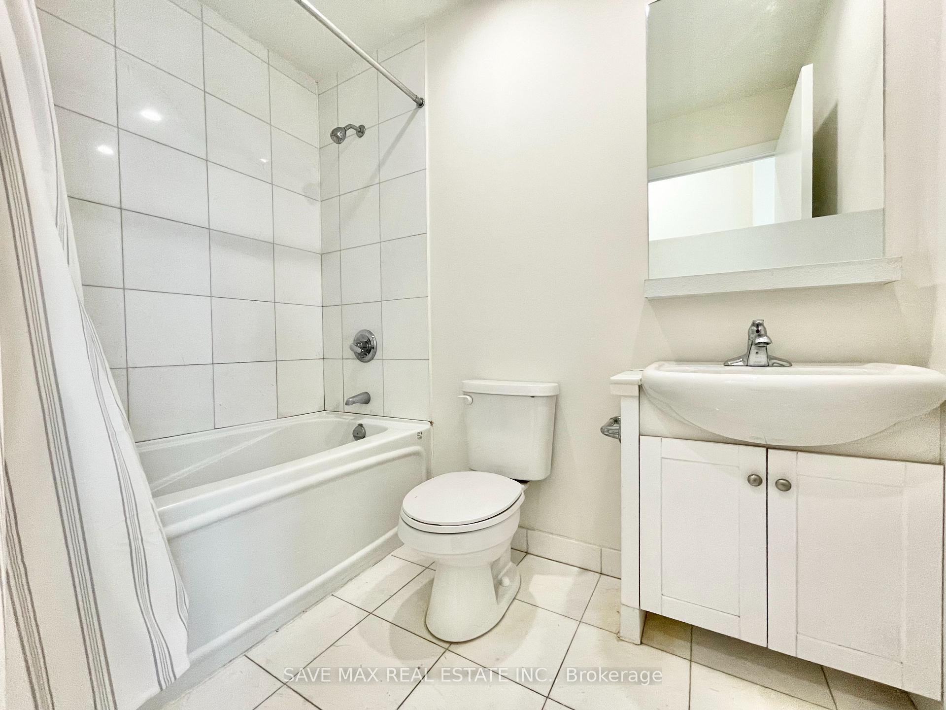 Photo 6 of Unit 2612, 208 Queens Quay W, Toronto, Waterfront Communities — HOMEH