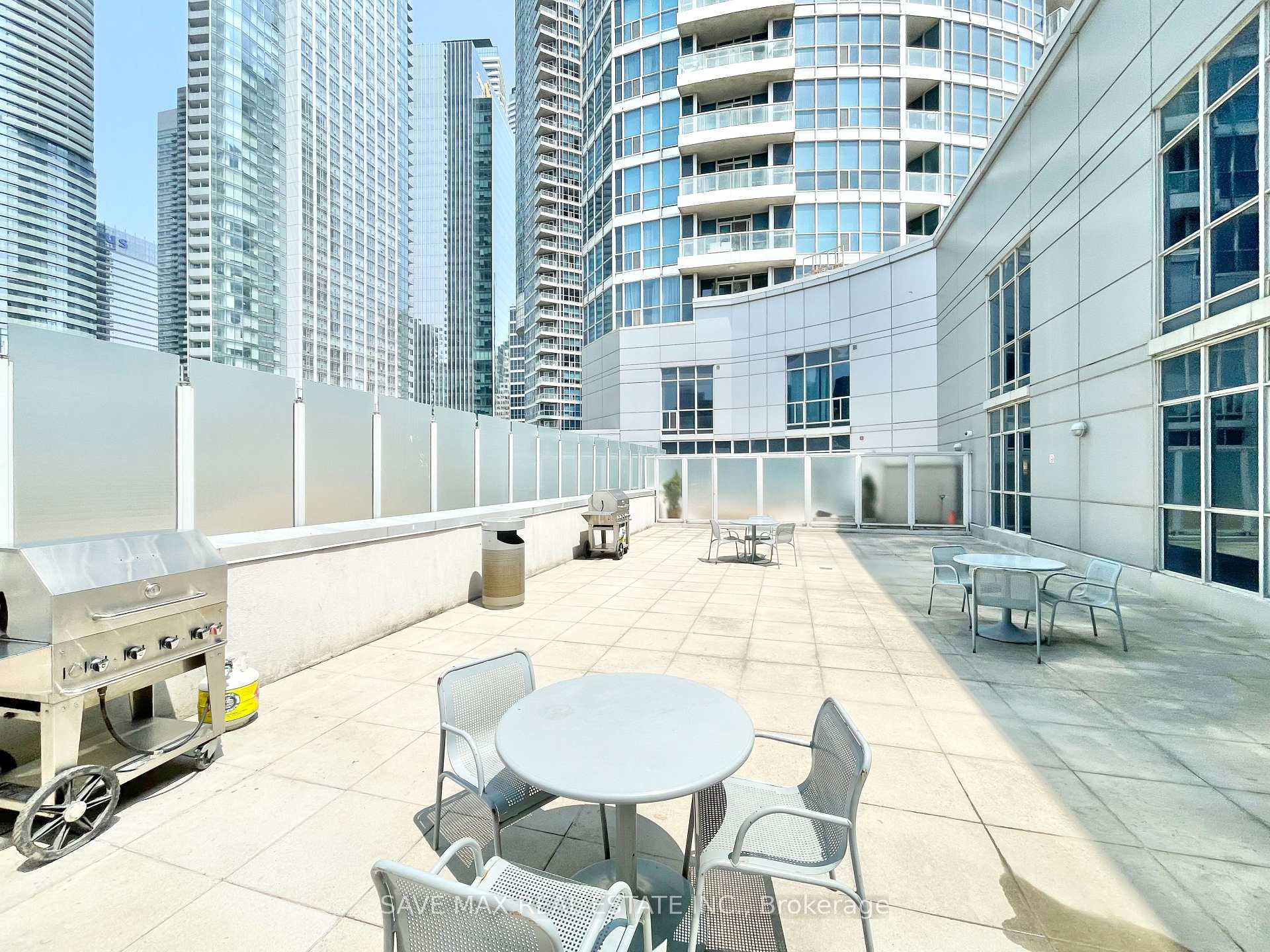 Photo 15 of Unit 2612, 208 Queens Quay W, Toronto, Waterfront Communities — HOMEH