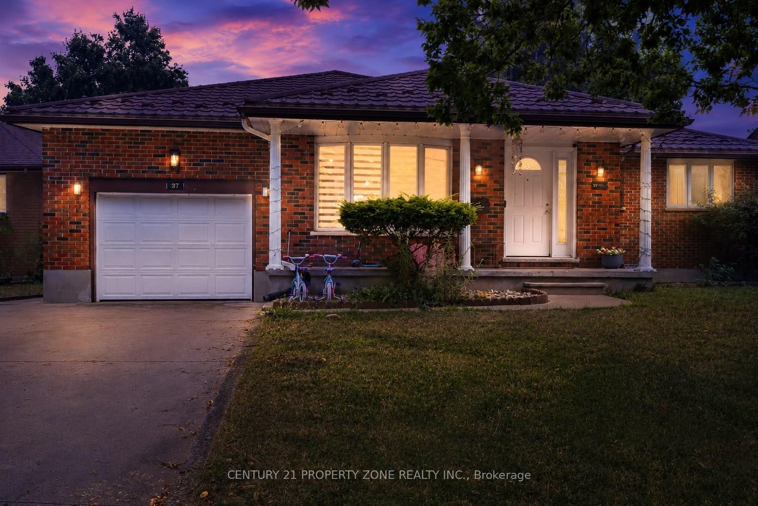 Front of 37 Laurentian Drive S