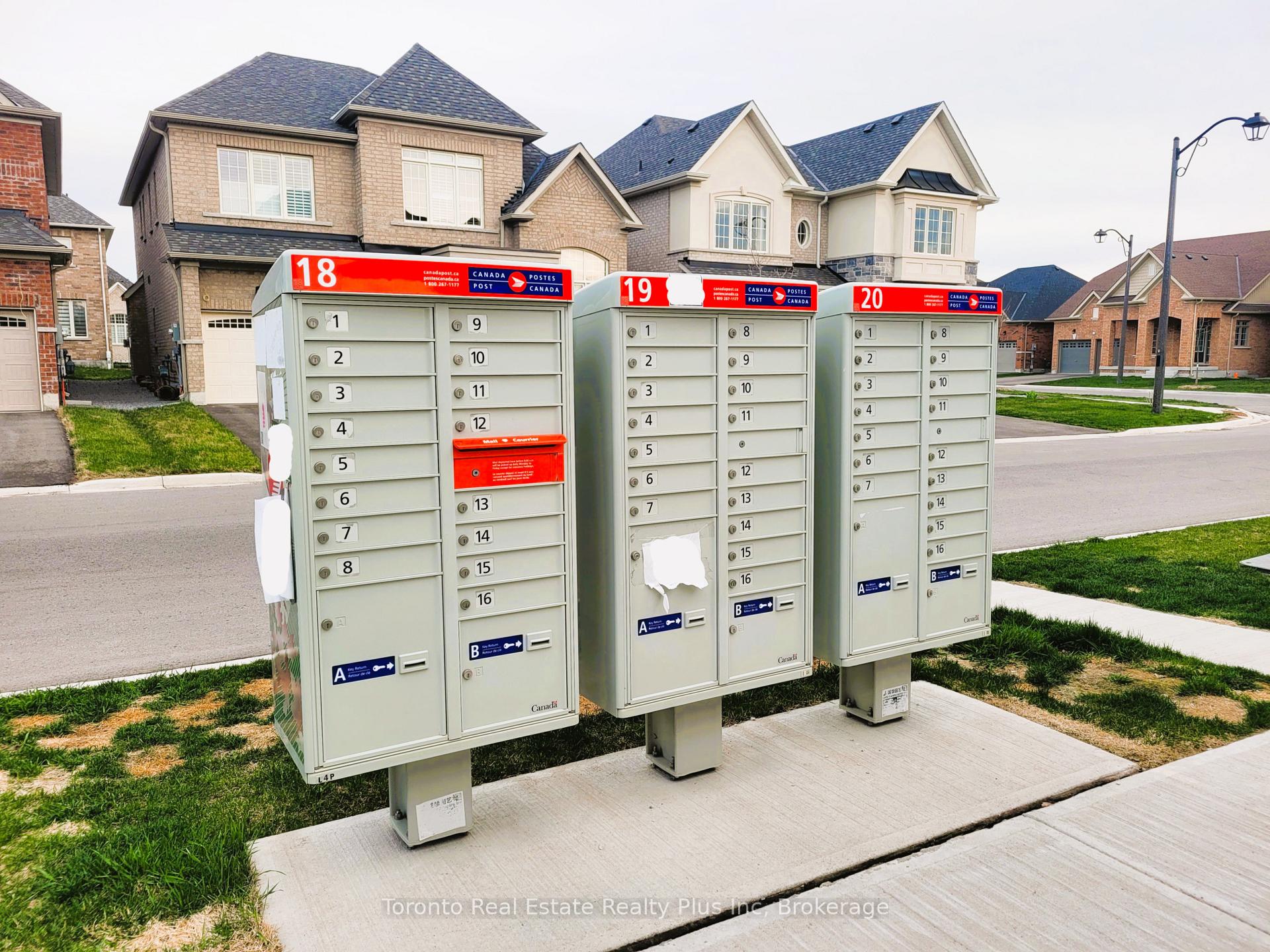 Photo 29 of 4 Bruce Welch Avenue, Georgina, Keswick South — HOMEH