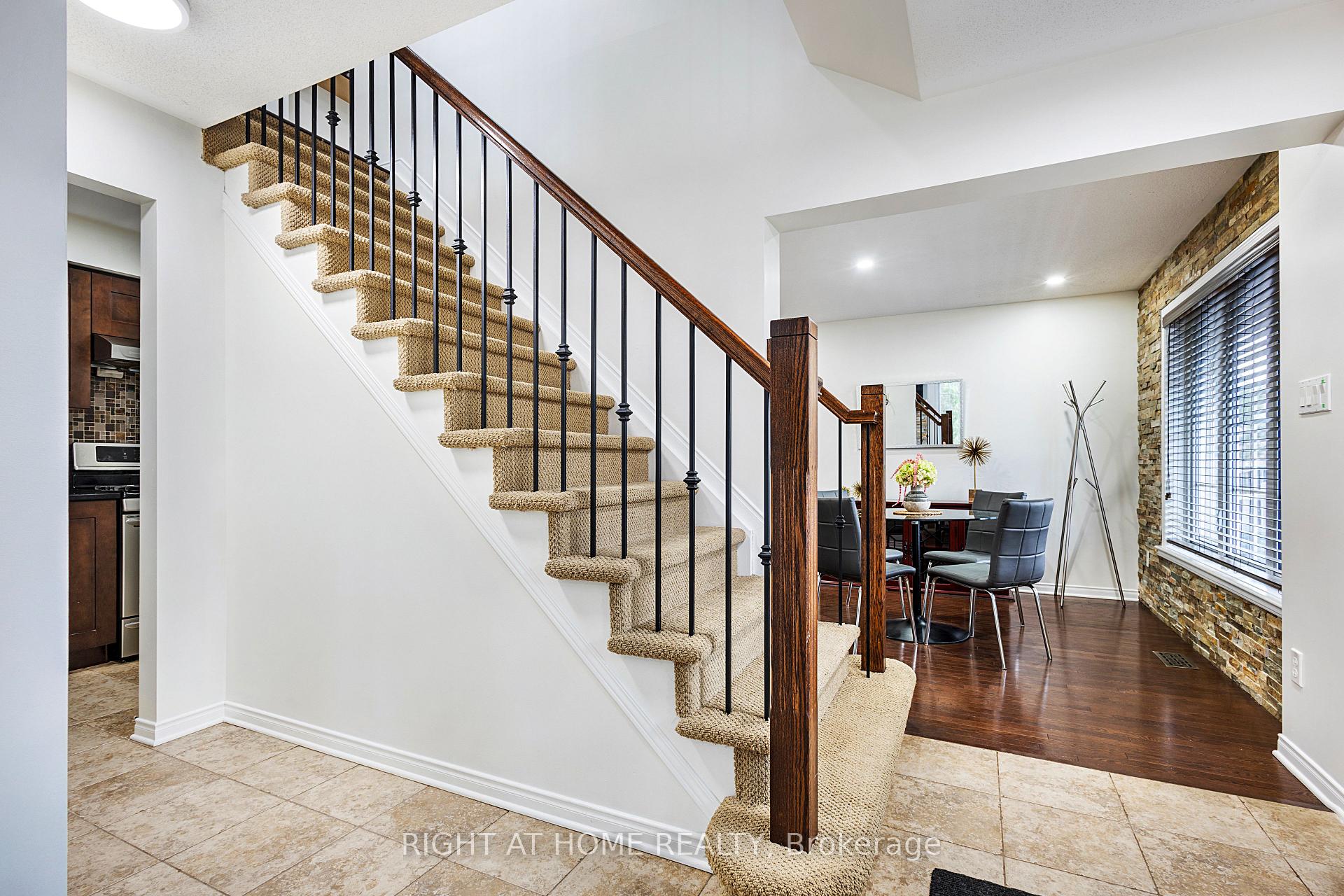 Photo 4 of 188 Patriot Place, Ottawa, Kanata - Emerald Meadows/Trailwest — HOMEH