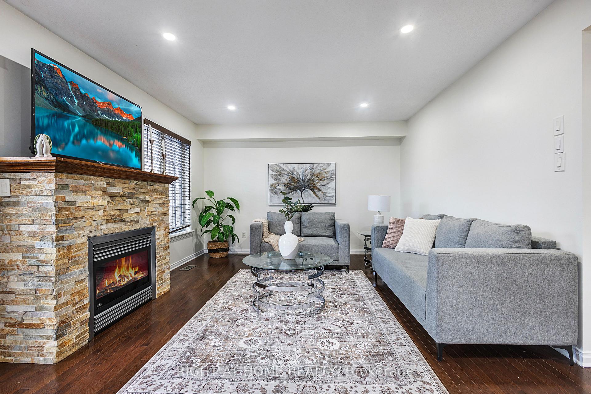 Photo 5 of 188 Patriot Place, Ottawa, Kanata - Emerald Meadows/Trailwest — HOMEH