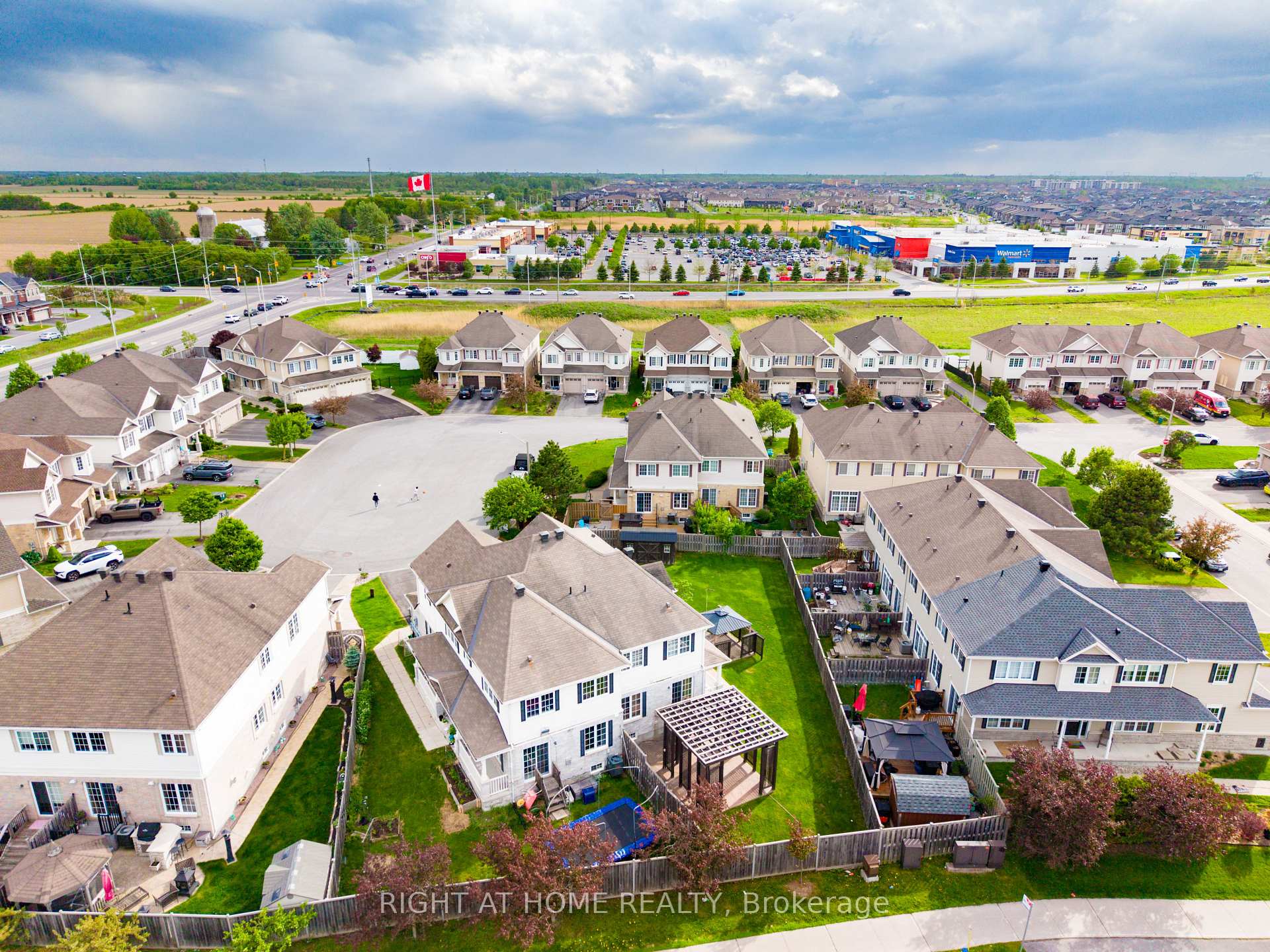Photo 25 of 188 Patriot Place, Ottawa, Kanata - Emerald Meadows/Trailwest — HOMEH