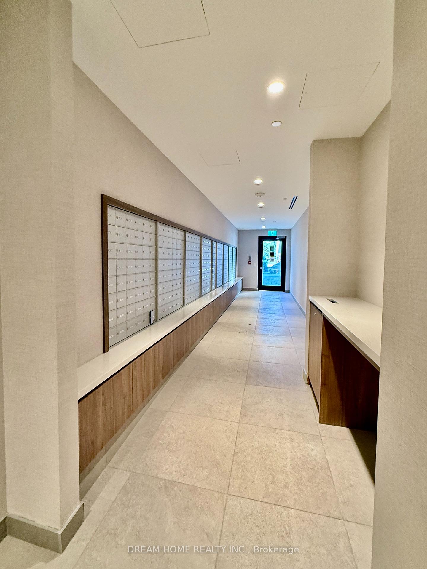 Photo 5 of Unit 1906, 15 David Salomon Drive, Toronto, Flemingdon Park — HOMEH