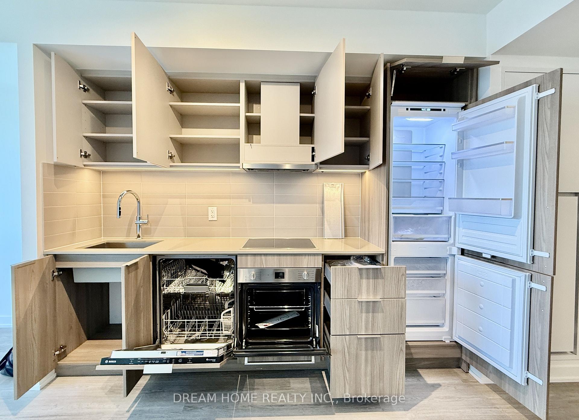 Photo 9 of Unit 1906, 15 David Salomon Drive, Toronto, Flemingdon Park — HOMEH