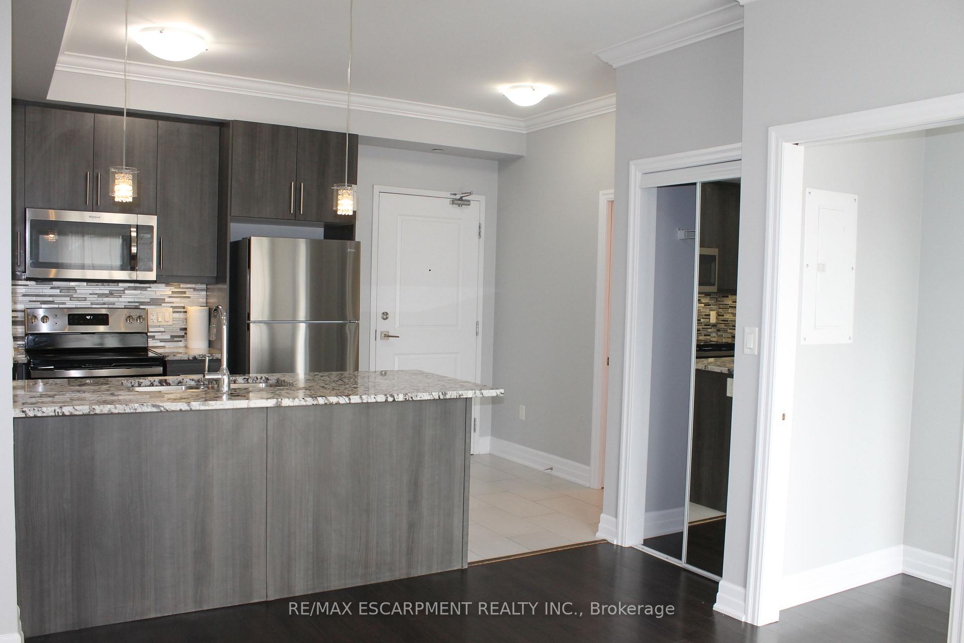 Photo 13 of Unit 316, 35 Southshore Crescent, Hamilton, Stoney Creek — HOMEH