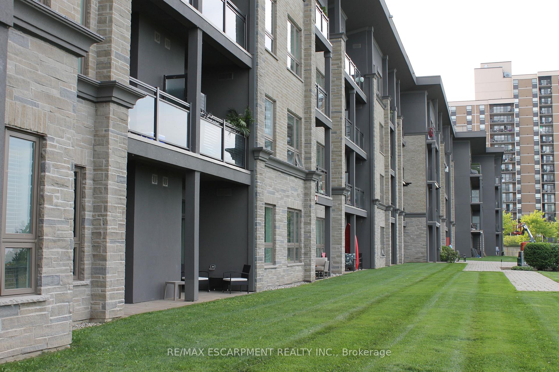 Photo 34 of Unit 316, 35 Southshore Crescent, Hamilton, Stoney Creek — HOMEH