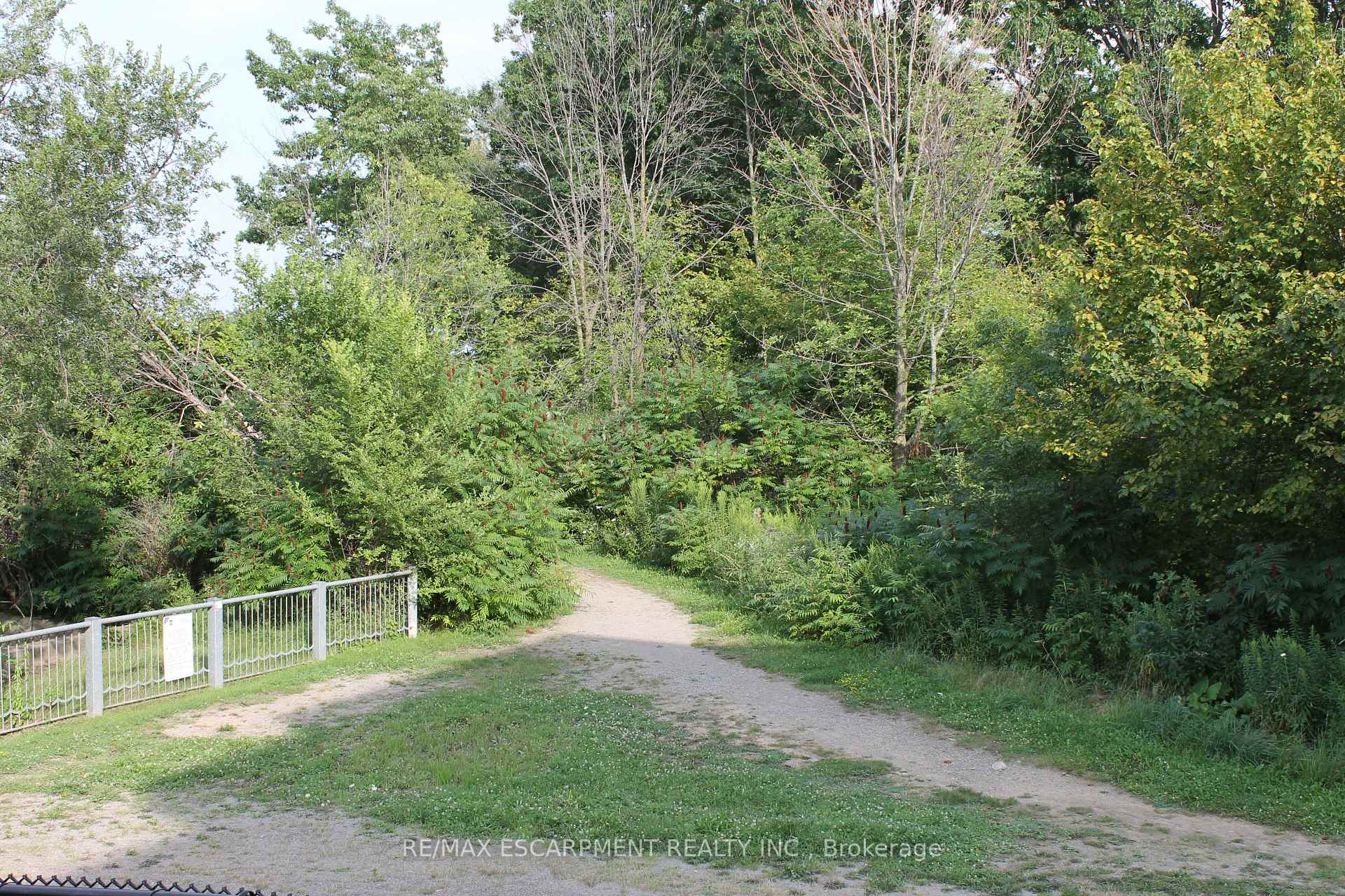 Photo 49 of Unit 316, 35 Southshore Crescent, Hamilton, Stoney Creek — HOMEH