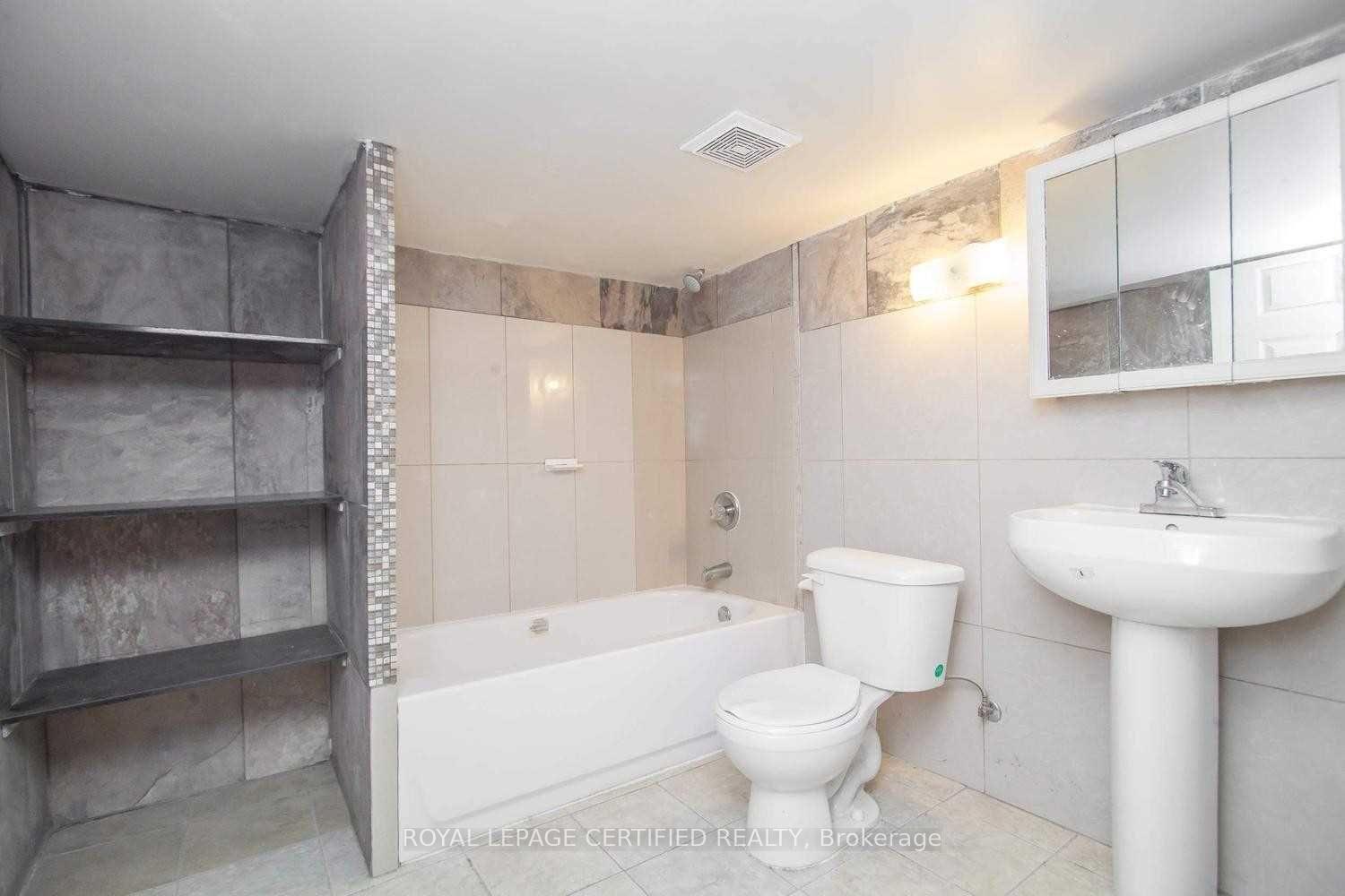 Photo 10 of 116 Beach Road, Hamilton, Industrial Sector — HOMEH