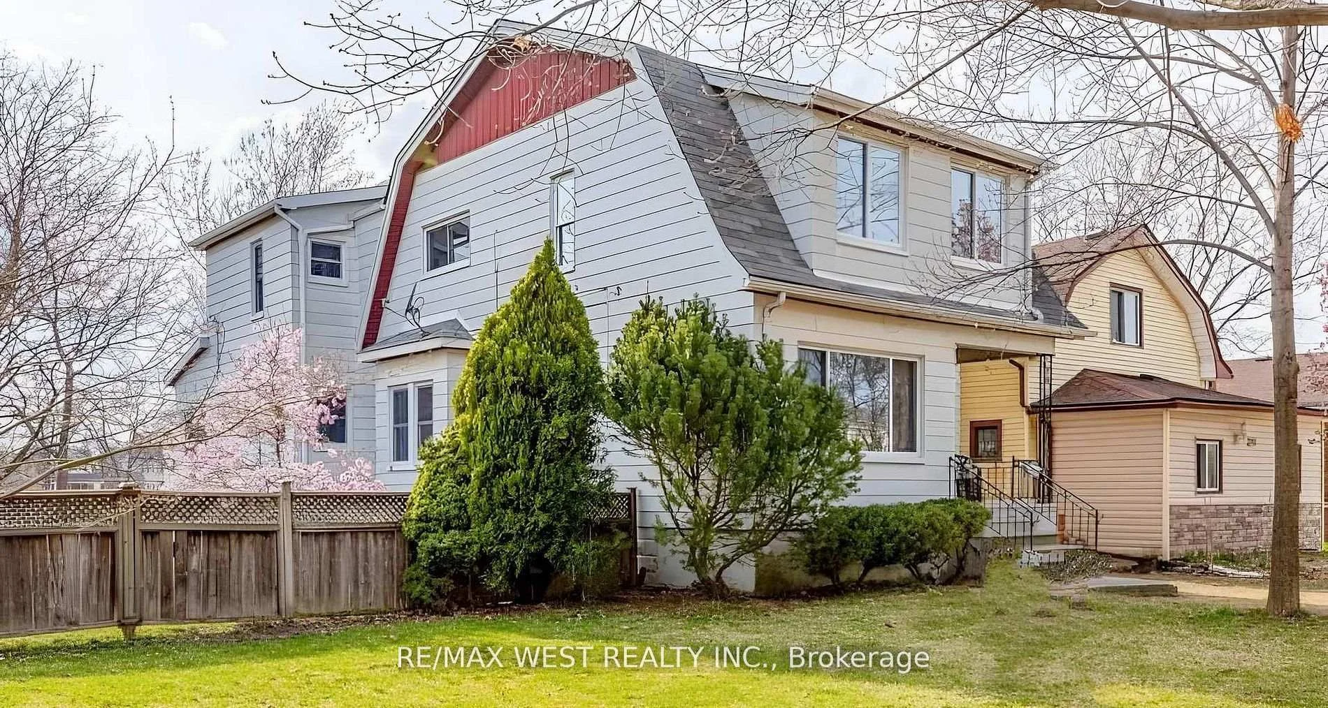 Photo 4 of 959 Westminster Boulevard, Windsor — HOMEH