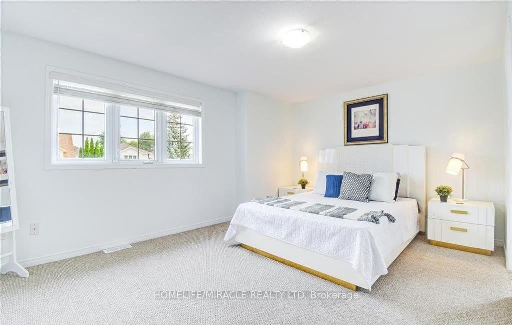 Photo 9 of 501 Highbrook Court, Kitchener, Laurentian Hills/Country Hills W — HOMEH