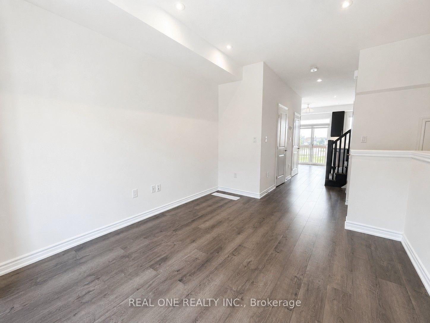 Photo 6 of Unit 31, 61 Soho Street, Hamilton, Stoney Creek Mountain — HOMEH