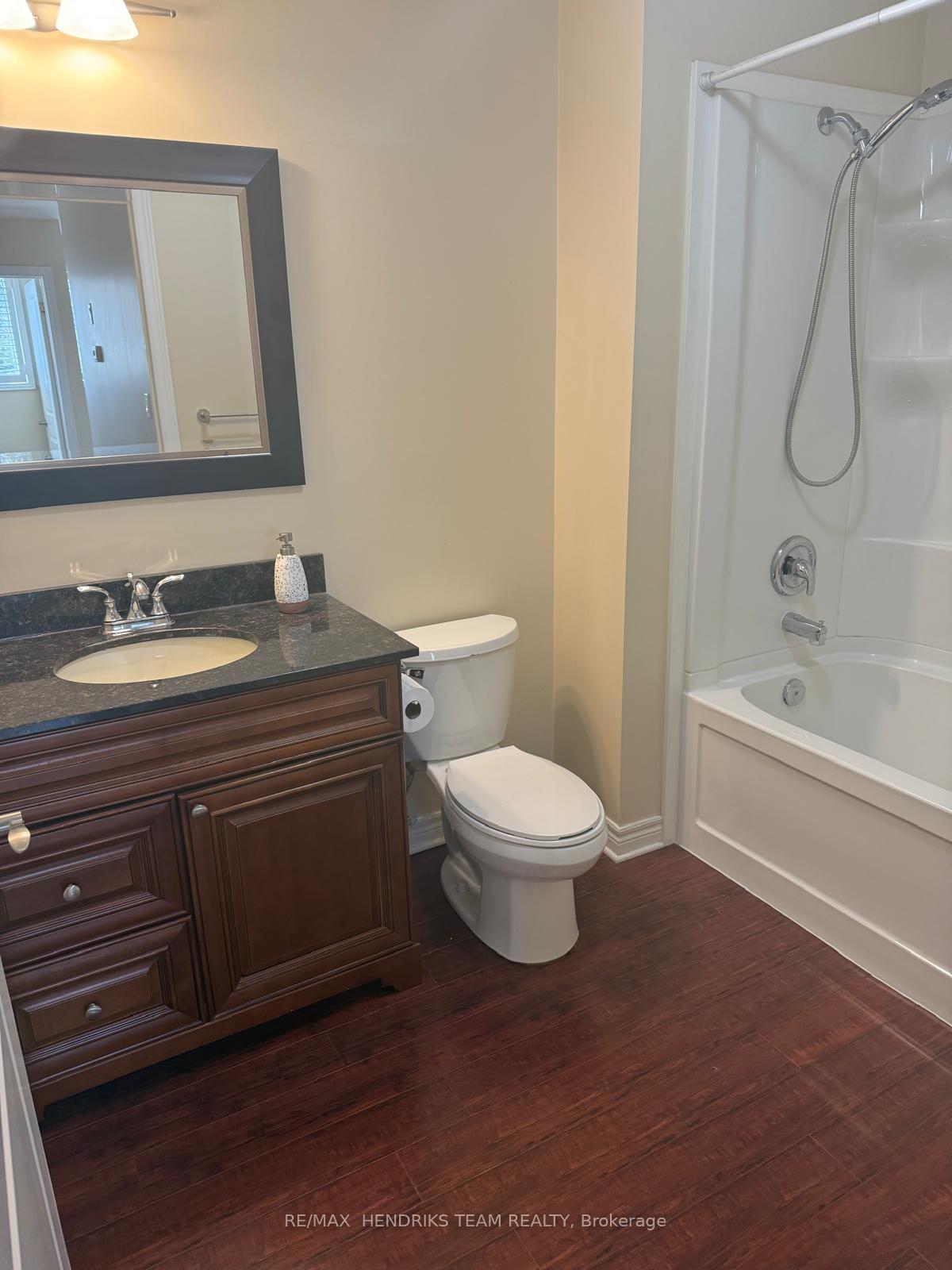 Photo 10 of Unit 2B, 320 Vine Street, St. Catharines, Carlton/Bunting — HOMEH