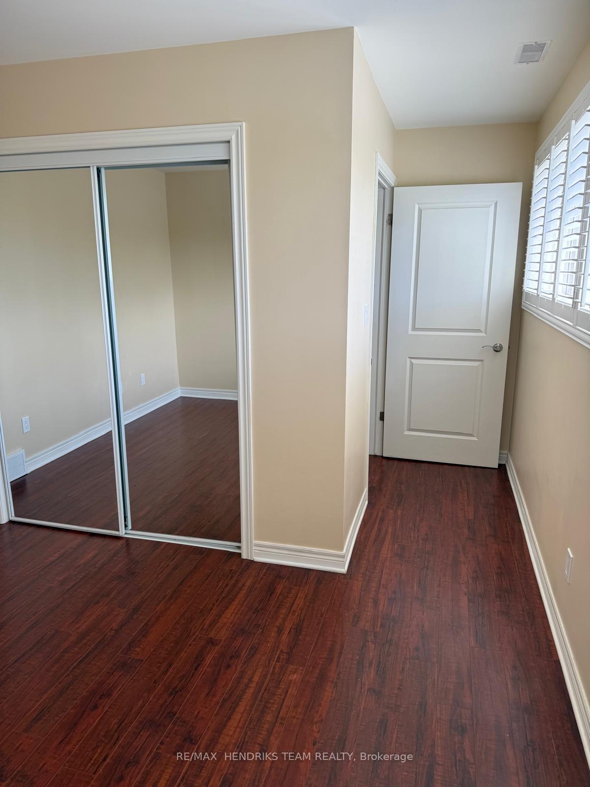Photo 12 of Unit 2B, 320 Vine Street, St. Catharines, Carlton/Bunting — HOMEH