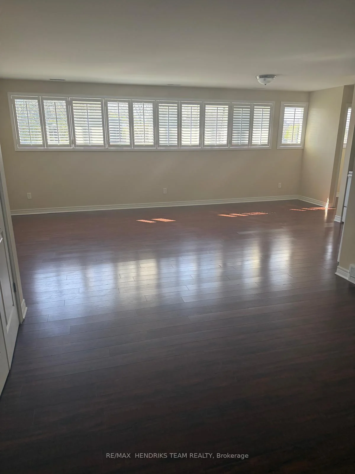 Photo 6 of Unit 2B, 320 Vine Street, St. Catharines, Carlton/Bunting — HOMEH