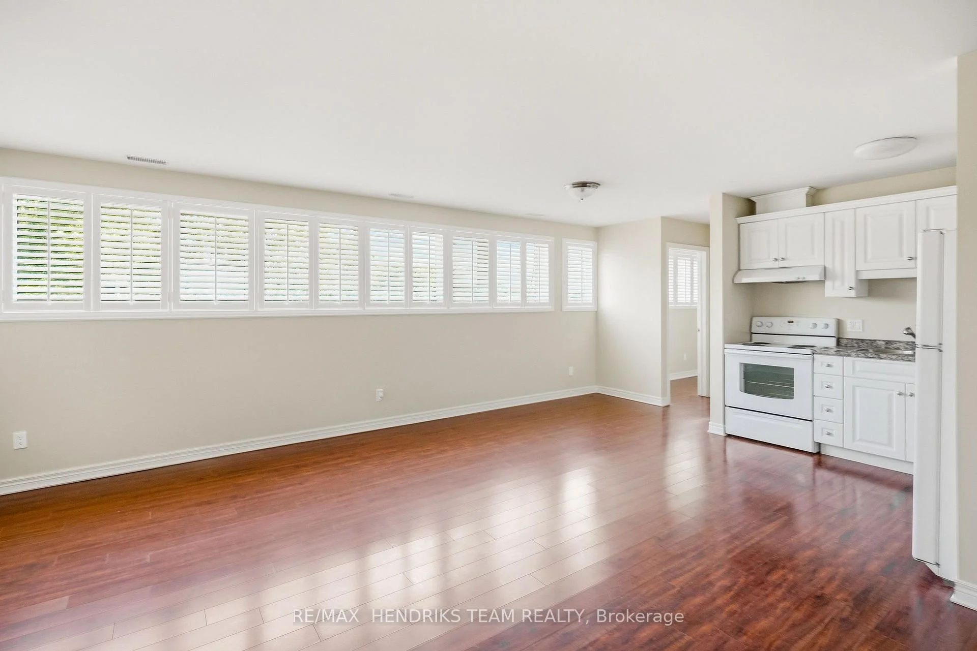Photo 15 of Unit 2B, 320 Vine Street, St. Catharines, Carlton/Bunting — HOMEH