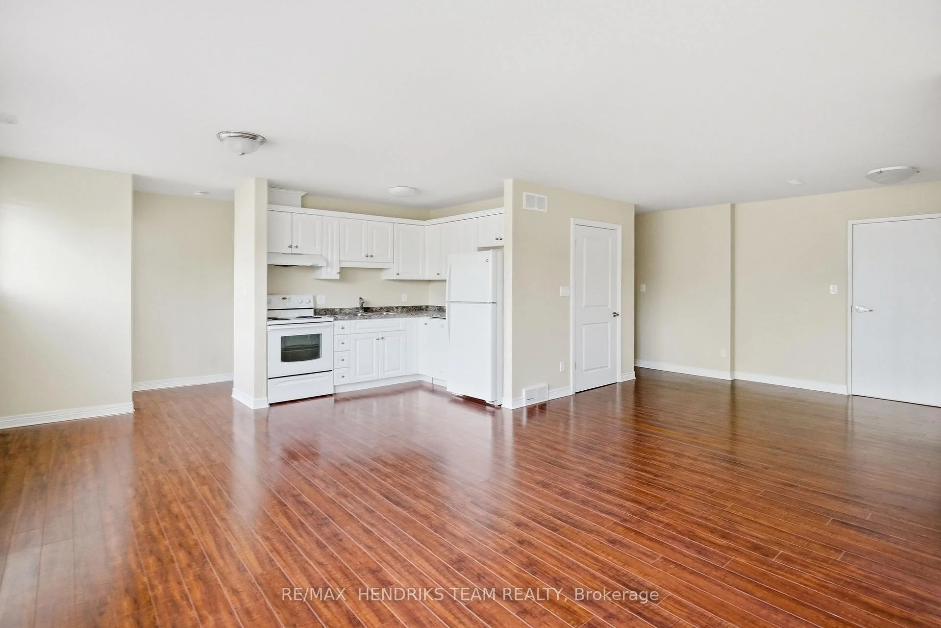 Photo 16 of Unit 2B, 320 Vine Street, St. Catharines, Carlton/Bunting — HOMEH