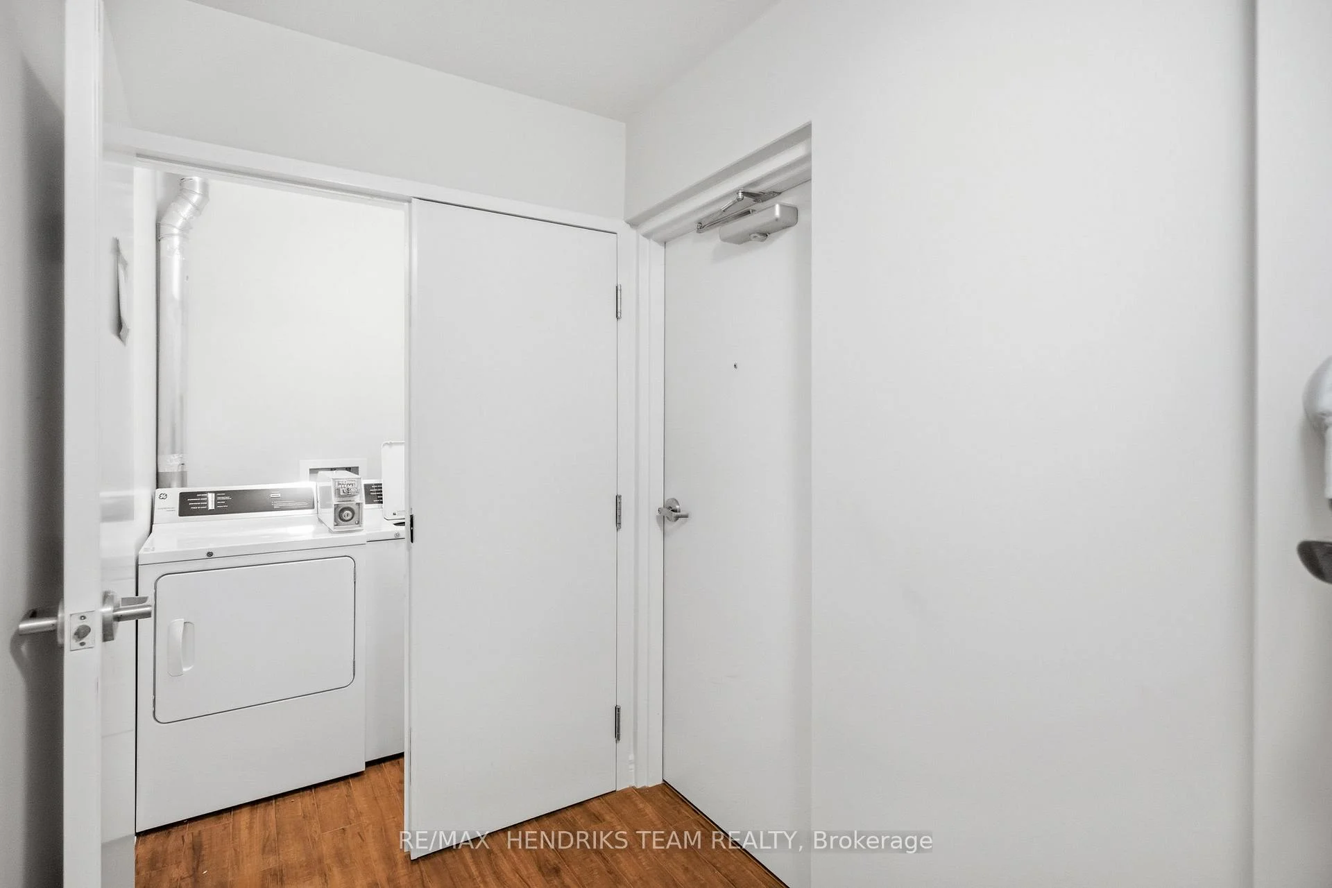 Photo 24 of Unit 2B, 320 Vine Street, St. Catharines, Carlton/Bunting — HOMEH